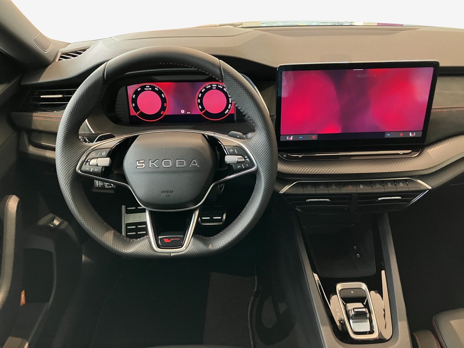 SKODA Octavia Combi 2.0 TSI DSG RS 30 Years Edition-image-8