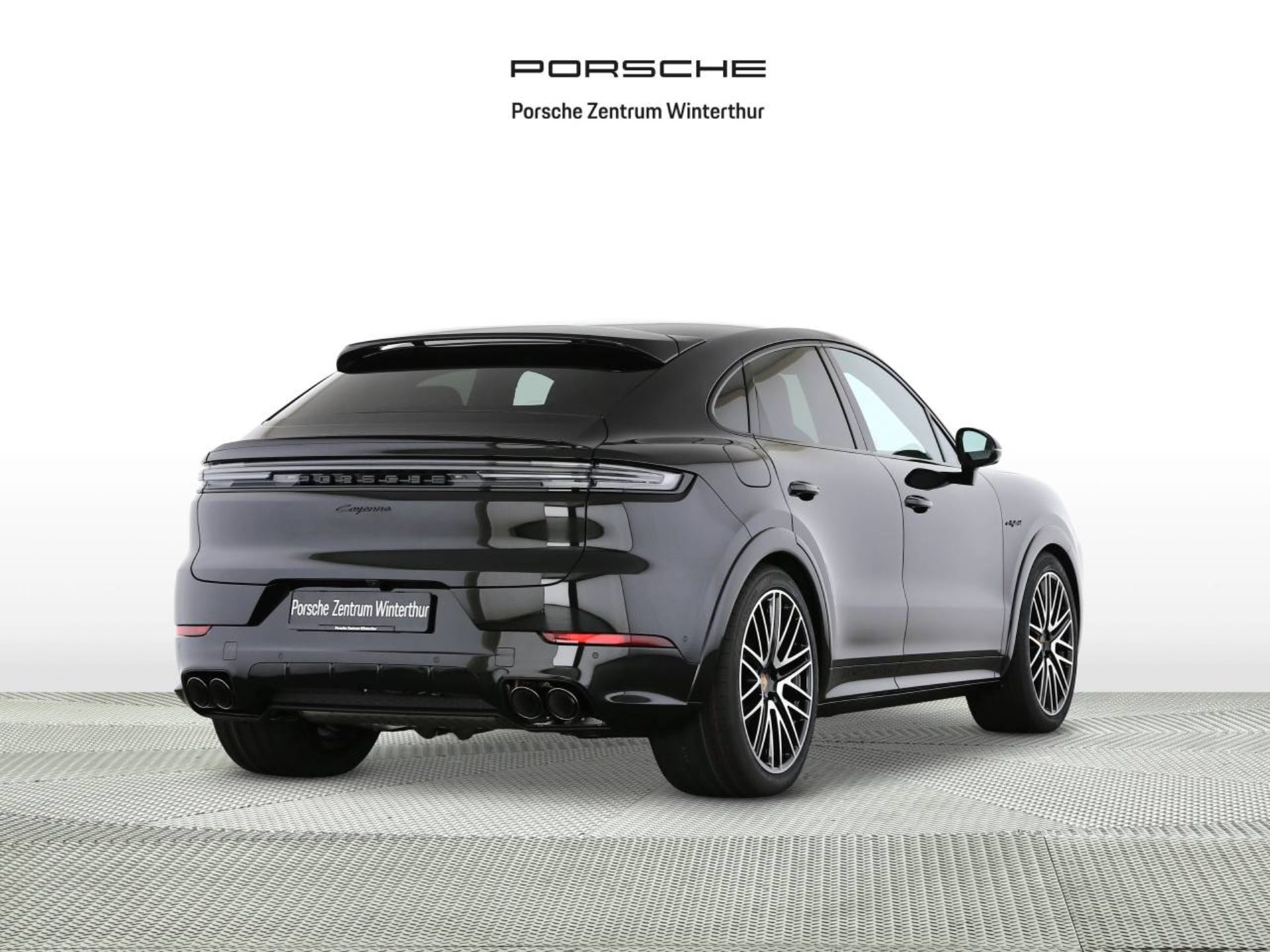 PORSCHE Cayenne E-Hybrid Coupé Black Edition-showroom-element-2