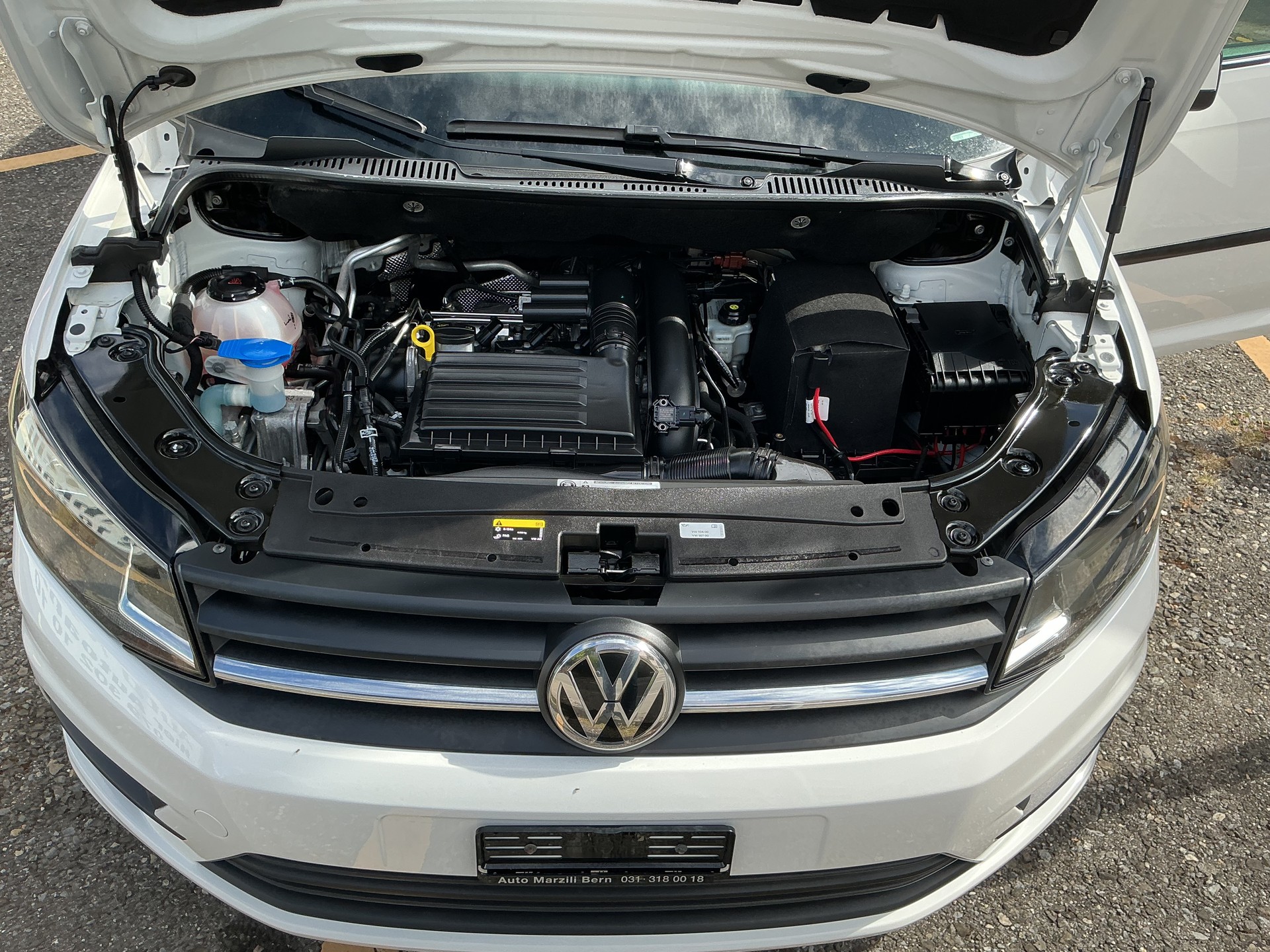 VW Caddy Maxi 1.4TSI BlueMotion Technology DSG-image-9