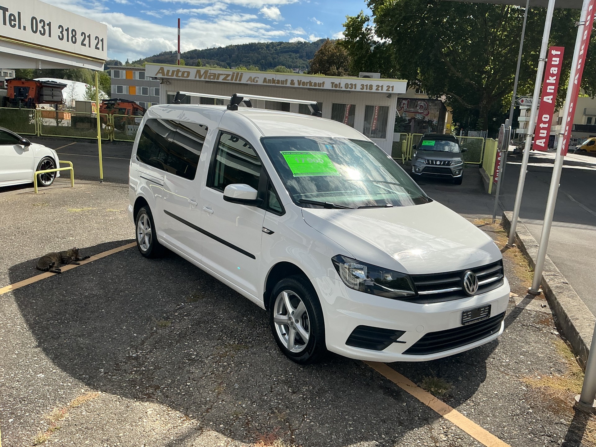 VW Caddy Maxi 1.4TSI BlueMotion Technology DSG-image-1