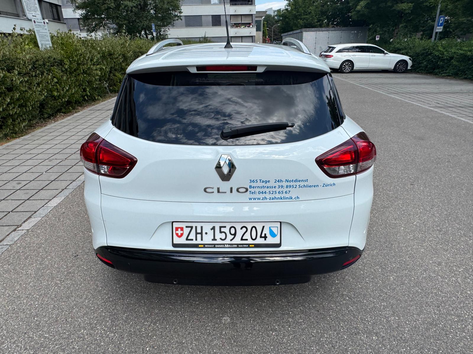 RENAULT 1.2 TCe 120 90th Anniv. S/S-image-2