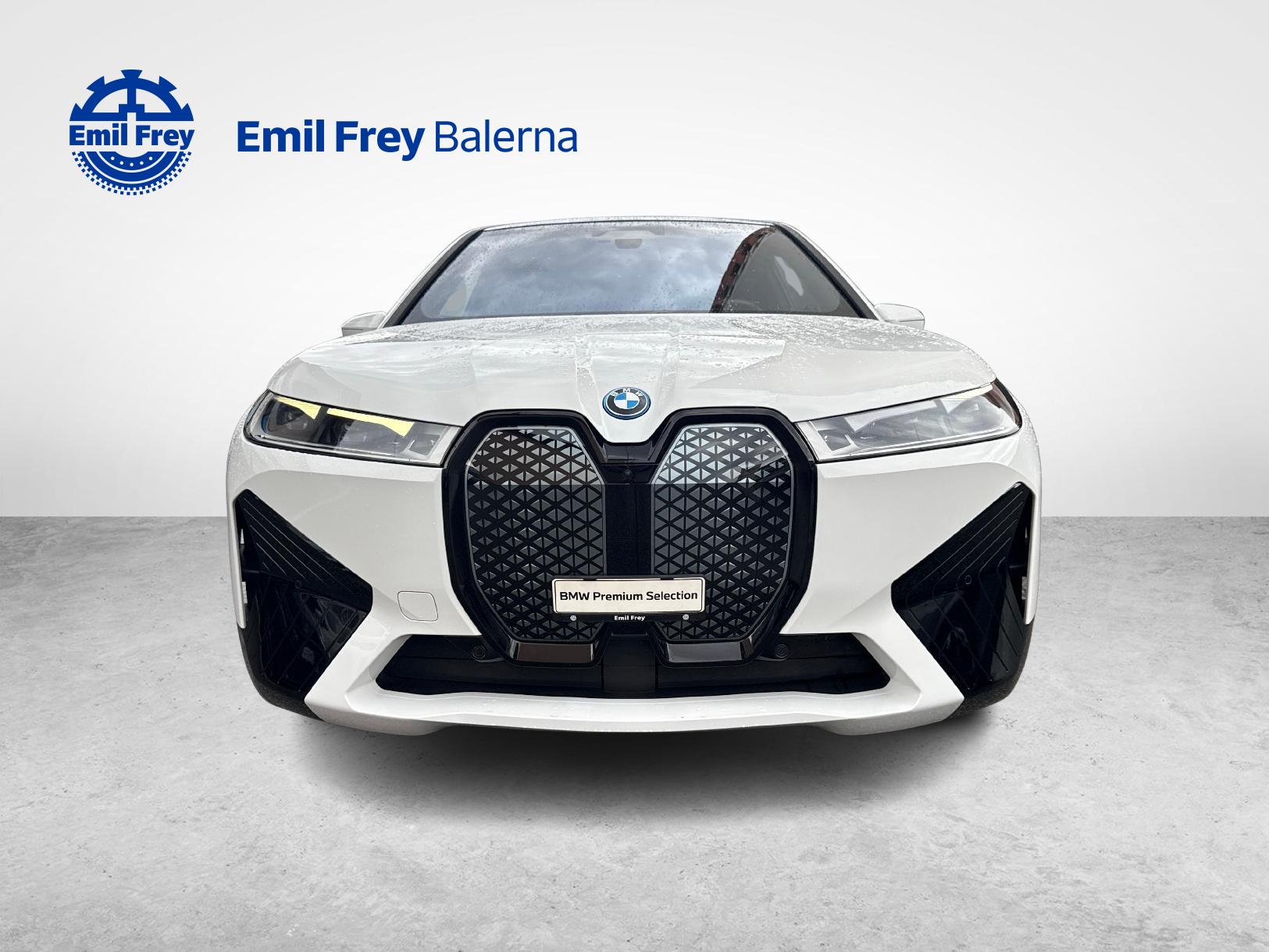 BMW iX xDrive50-image-9