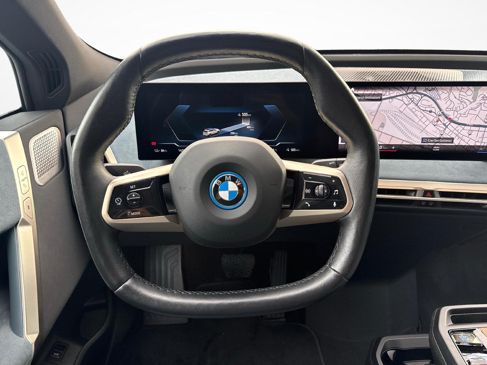 BMW iX xDrive50-image-14