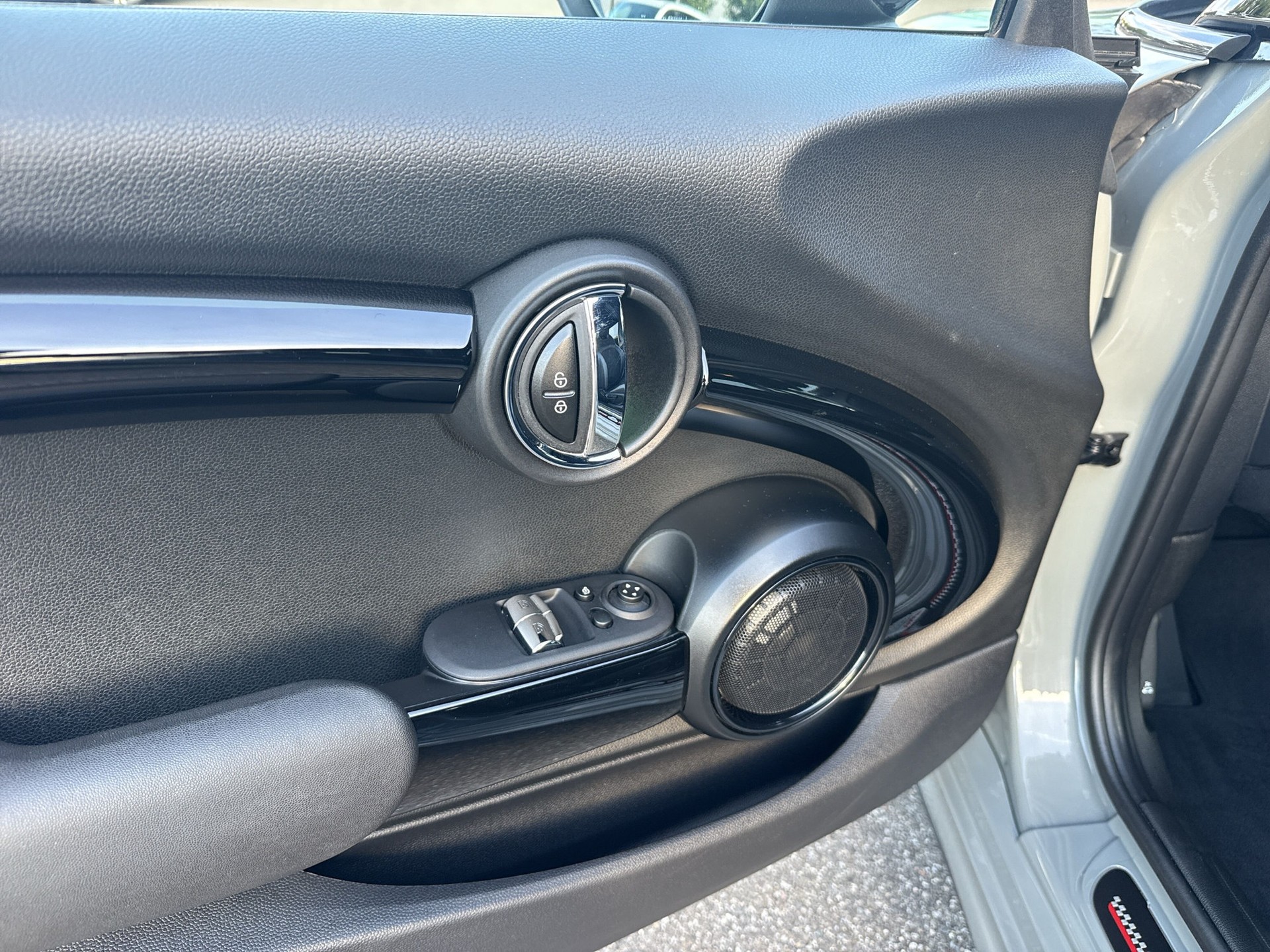 MINI Cooper S Steptronic DKG-image-16