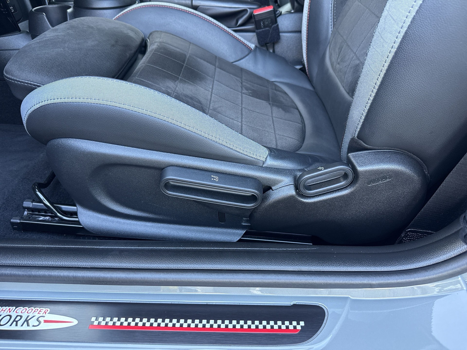 MINI Cooper S Steptronic DKG-image-18