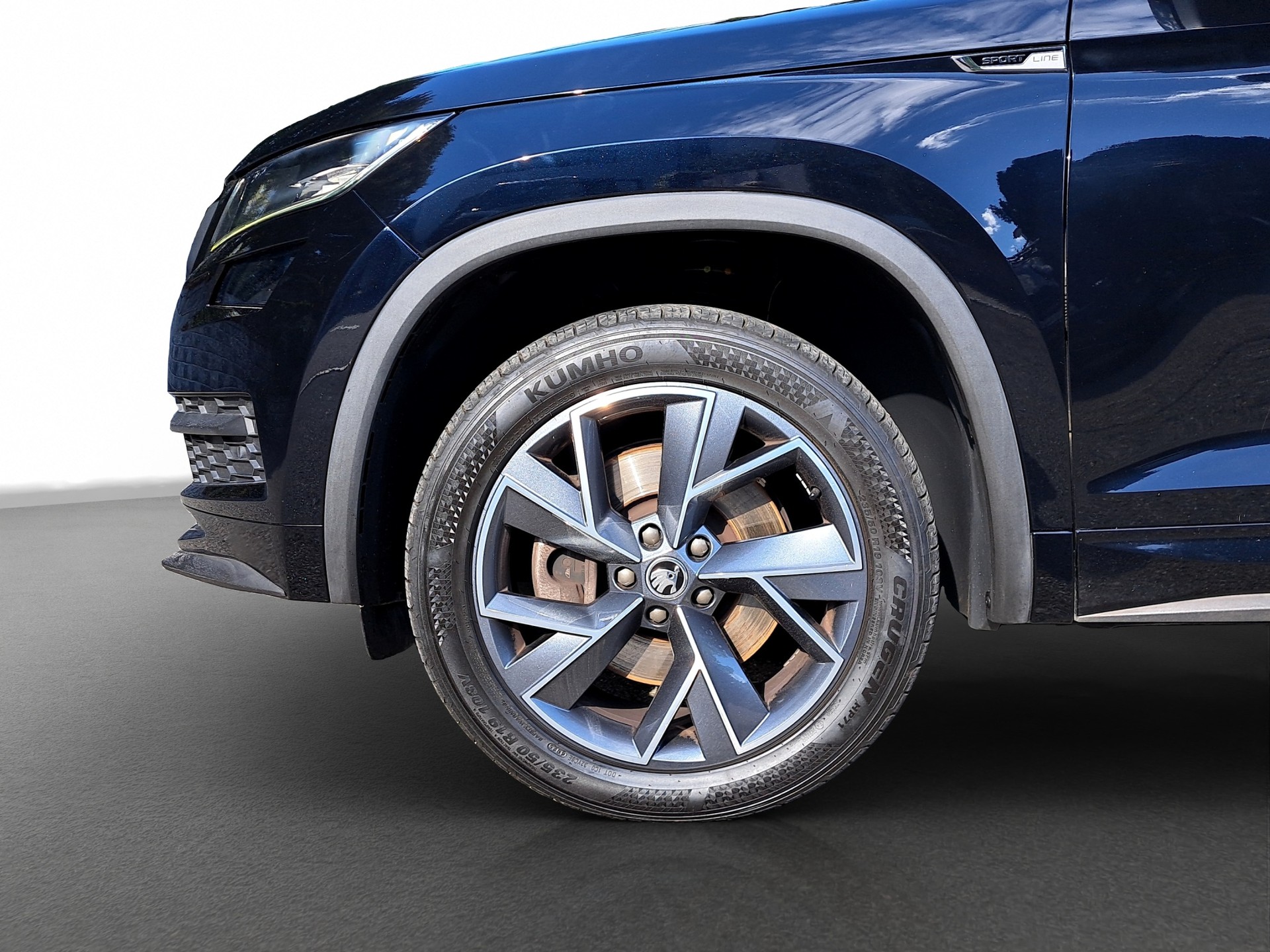 SKODA Kodiaq 2.0 TSI 4x4 Sport Line *360°Cam*-image-3