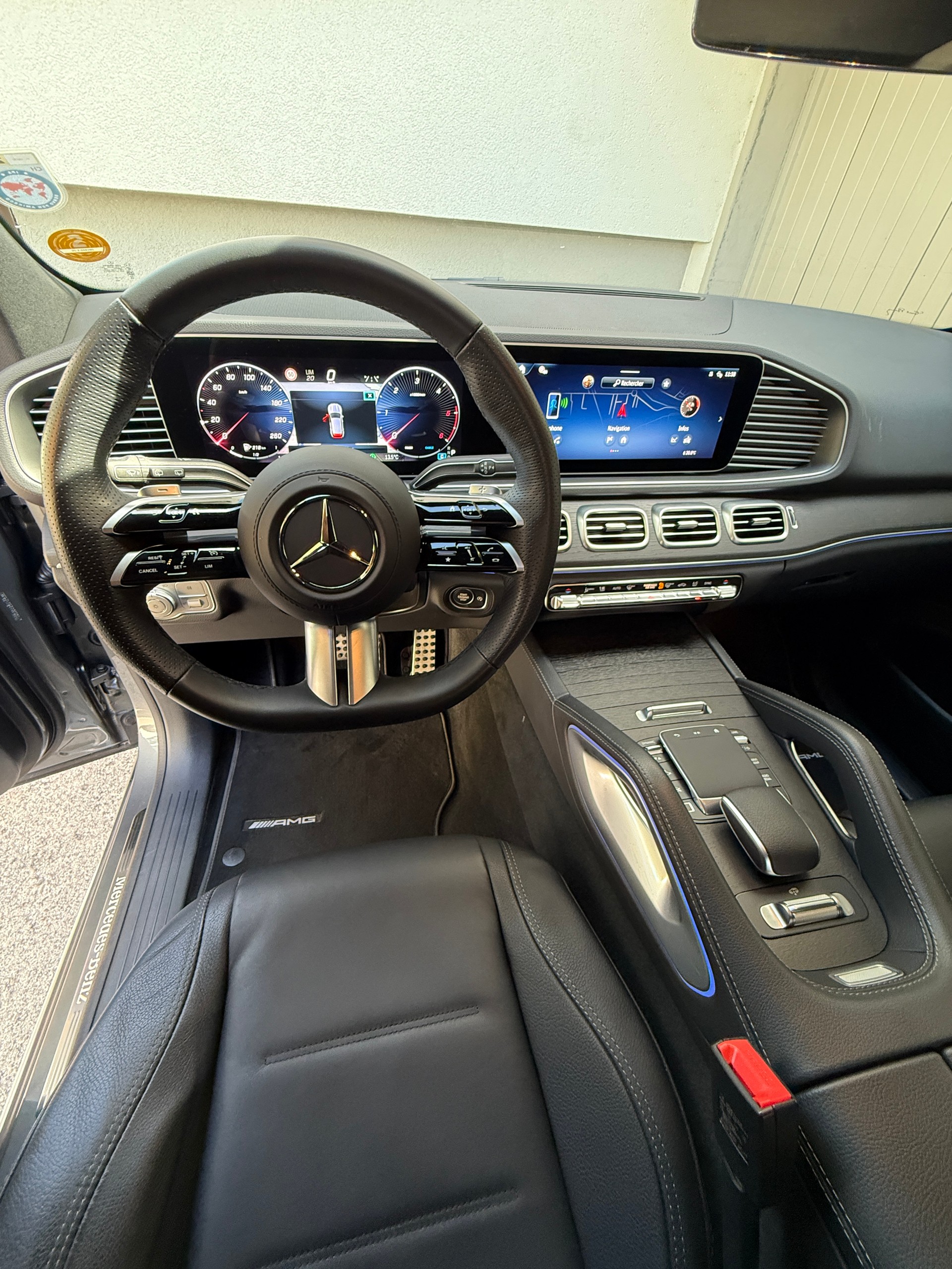 MERCEDES-BENZ GLE 300 d AMG Line 4matic-image-6