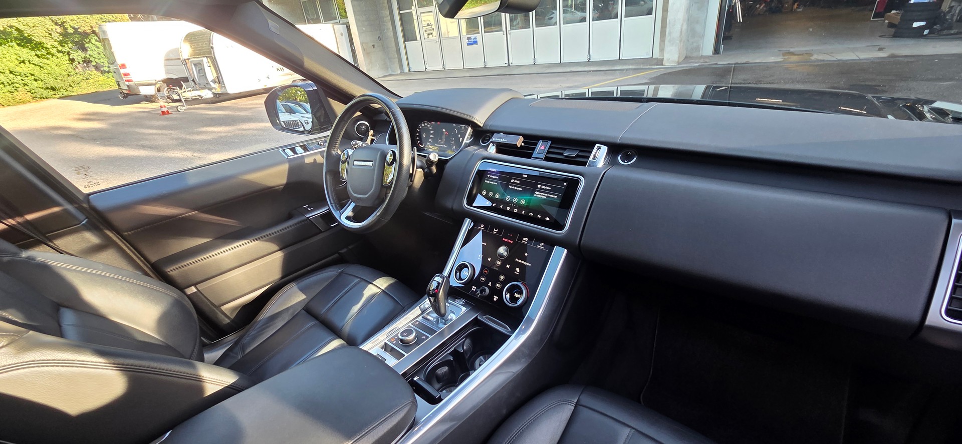 LAND ROVER Range Rover Sport D250 3.0D I6 MHEV HSE Dynamic Automatic-image-3