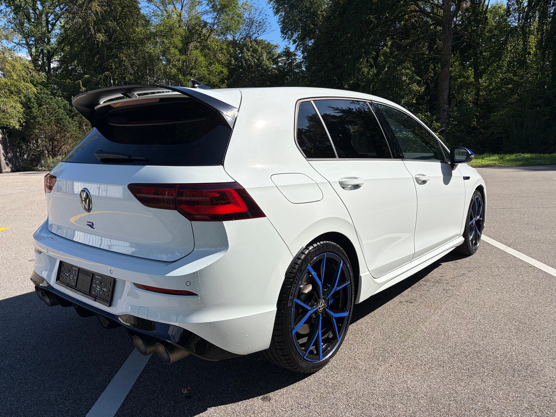 VW 2.0 TSI R 20 Years DSG 4motion-image-2