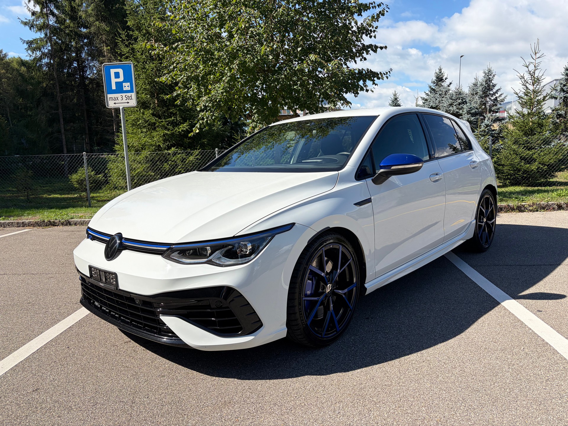 VW 2.0 TSI R 20 Years DSG 4motion-image-0