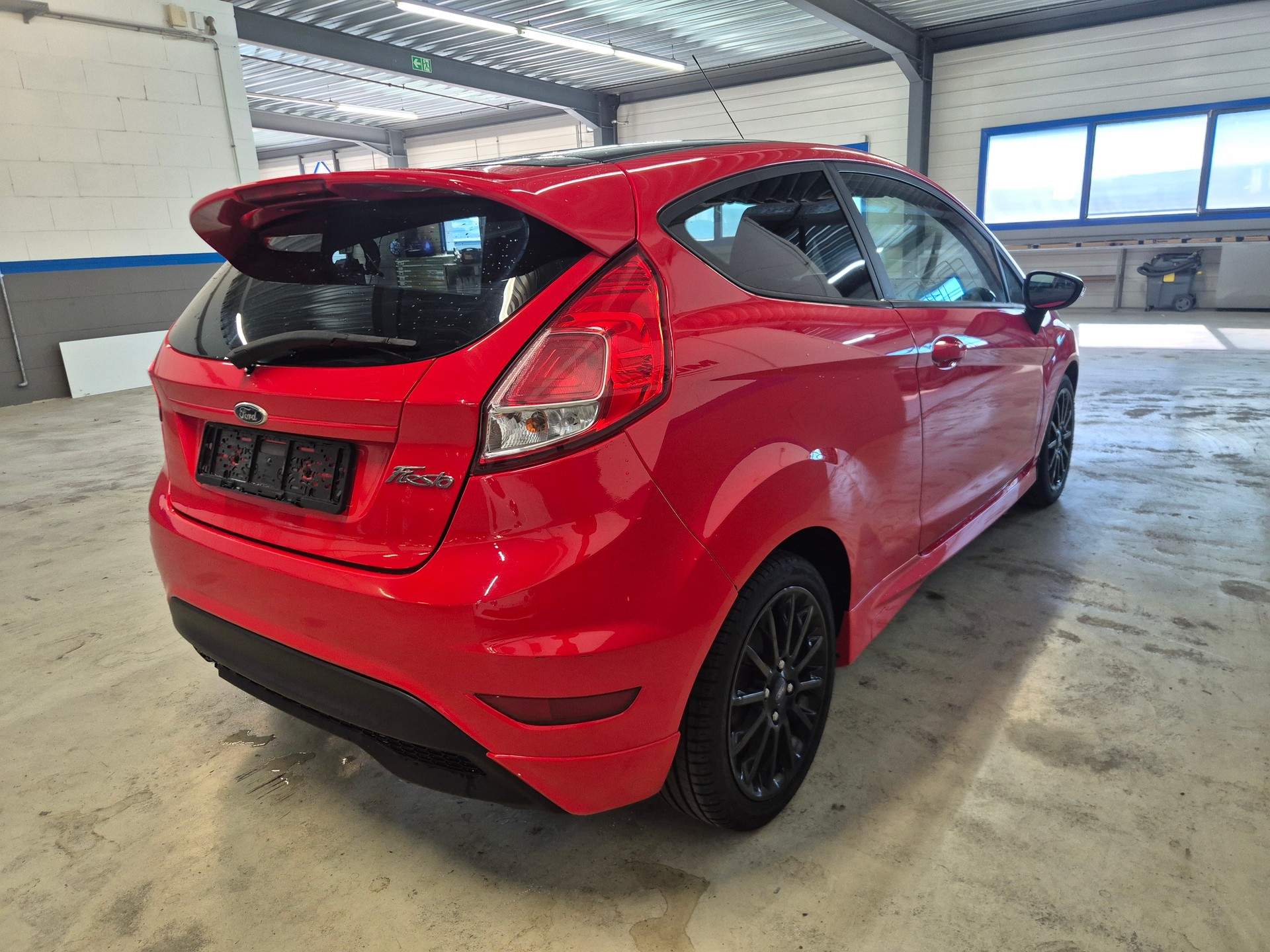 FORD Fiesta 1.0 SCTi Sport Red-image-3