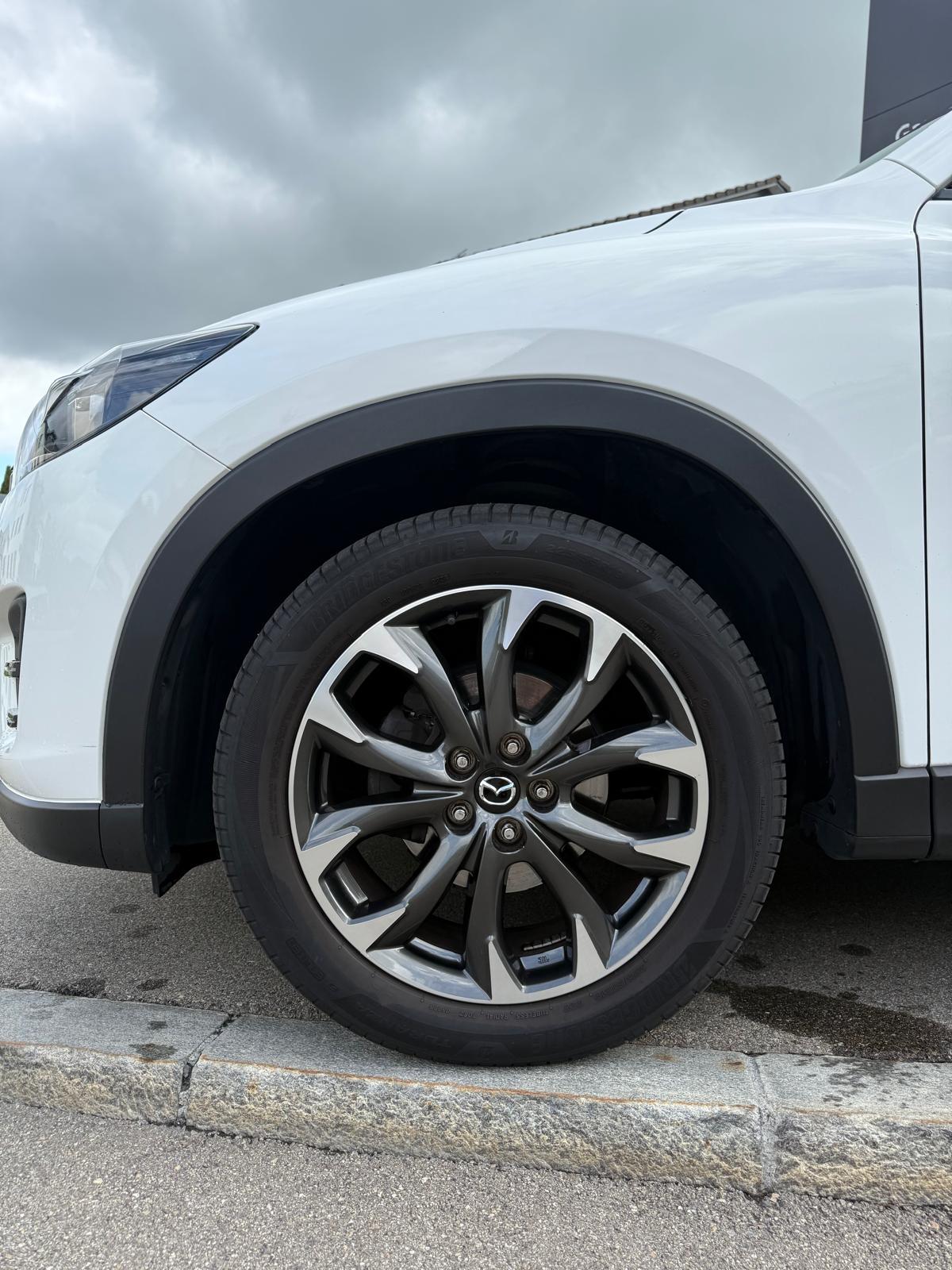 MAZDA CX-5 2.5 Revolution AWD-image-4