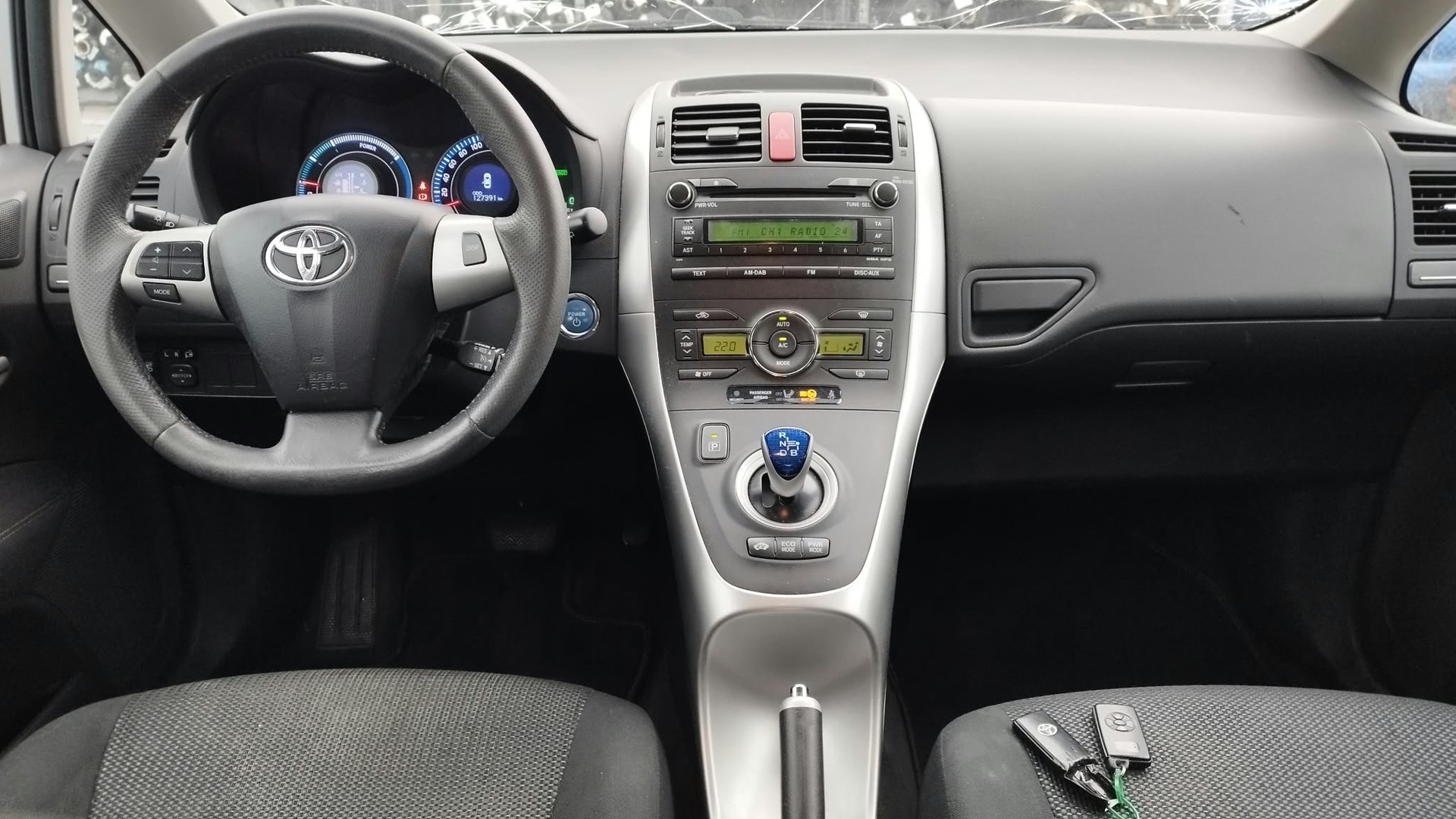 TOYOTA Auris 1.8 16V HSD Linea Luna-image-14