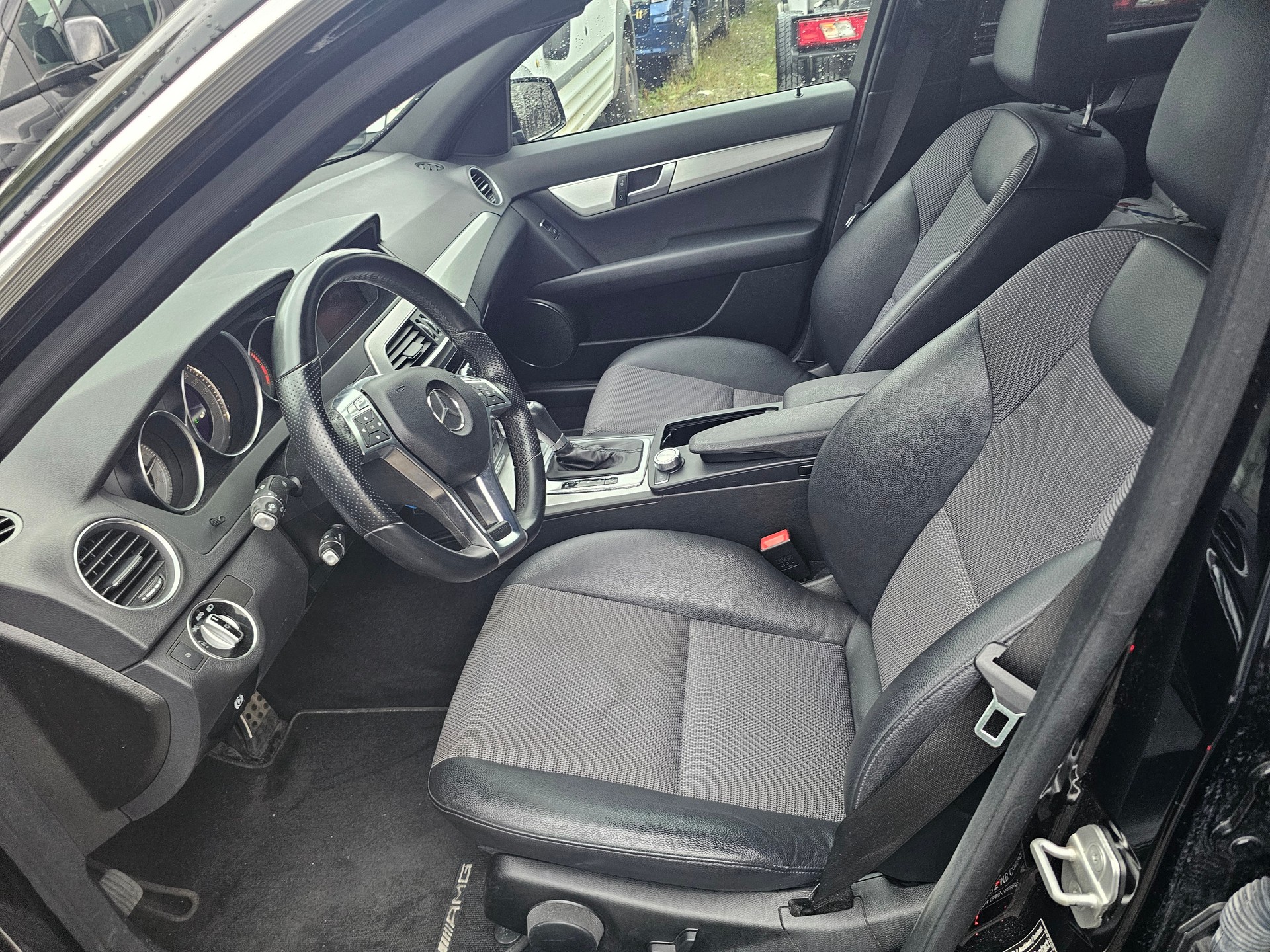 MERCEDES-BENZ C 250 CDI 4Matic 7G-Tronic-image-7