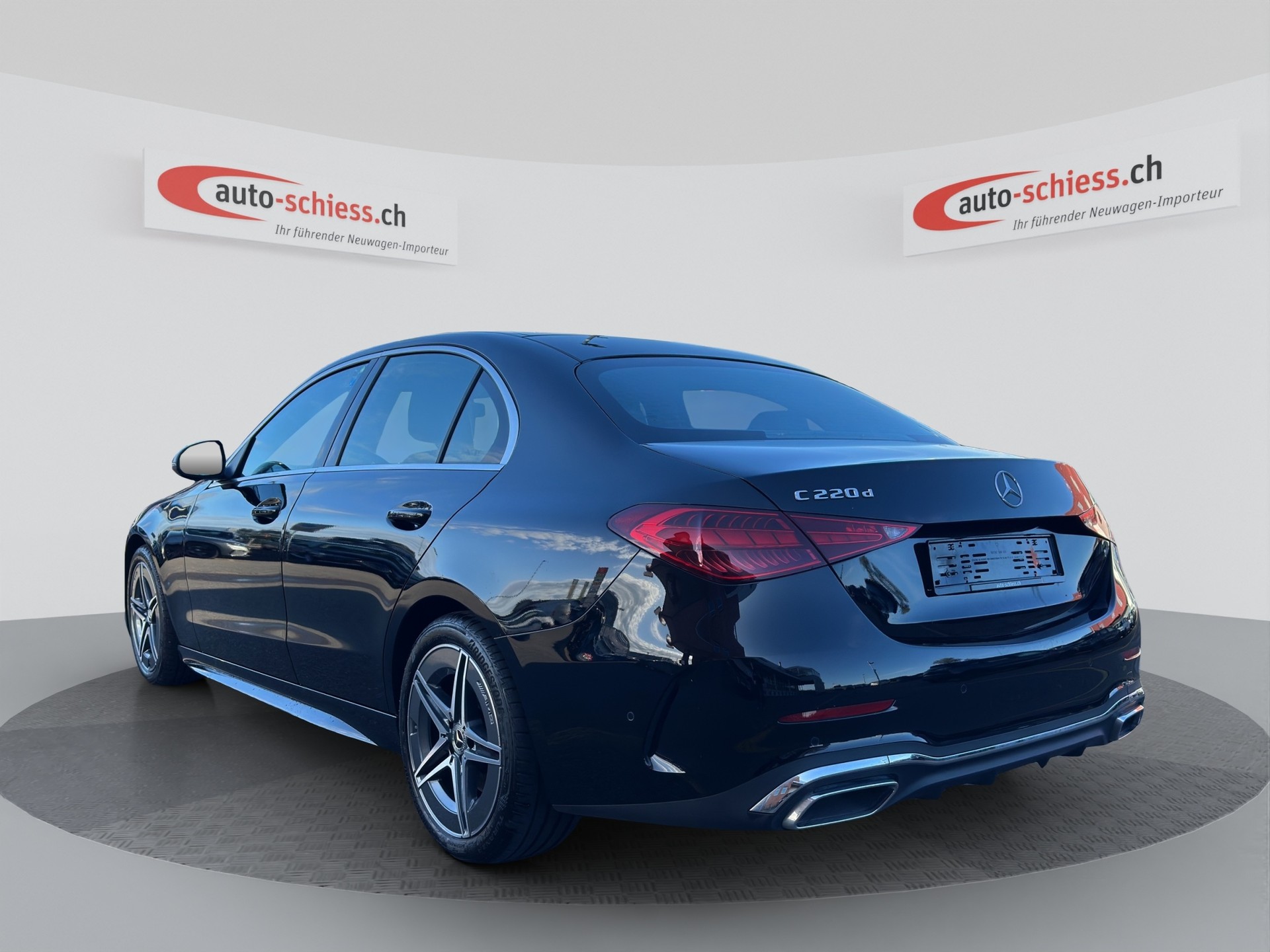 MERCEDES-BENZ C 220 d AMG Line-image-2