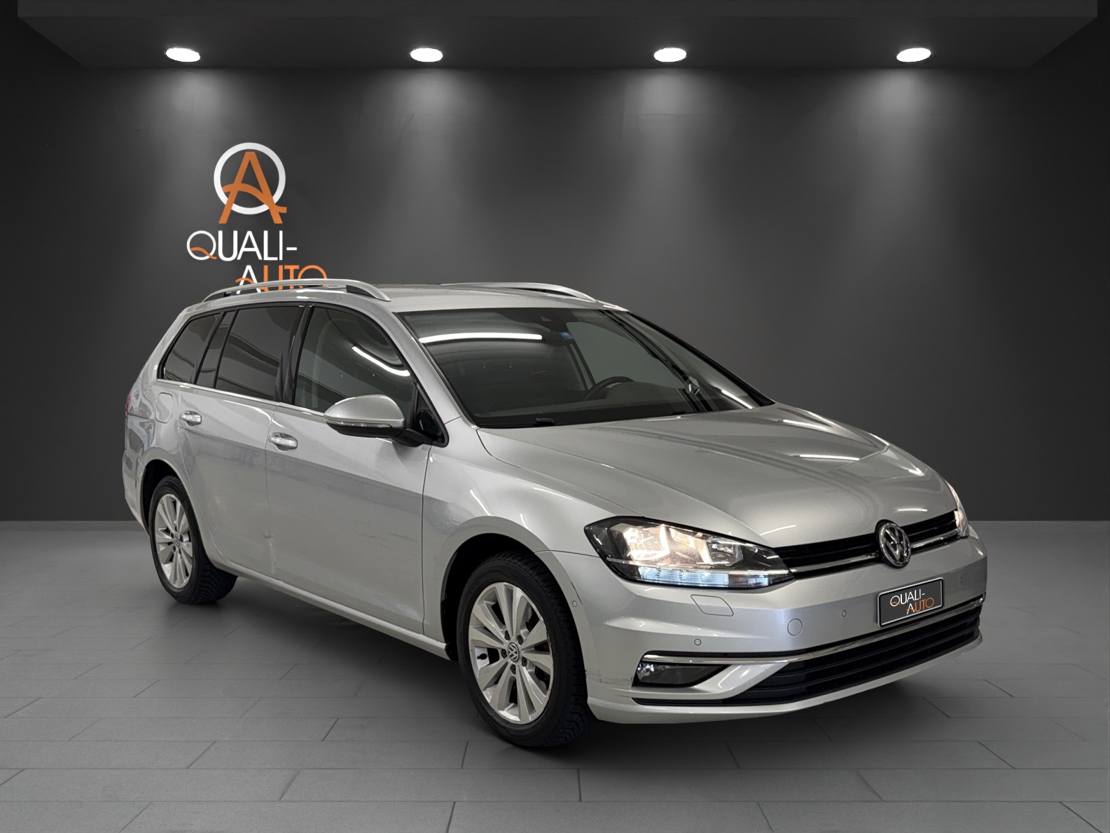 VW Golf Variant 2.0 TDI Highline DSG-image-0