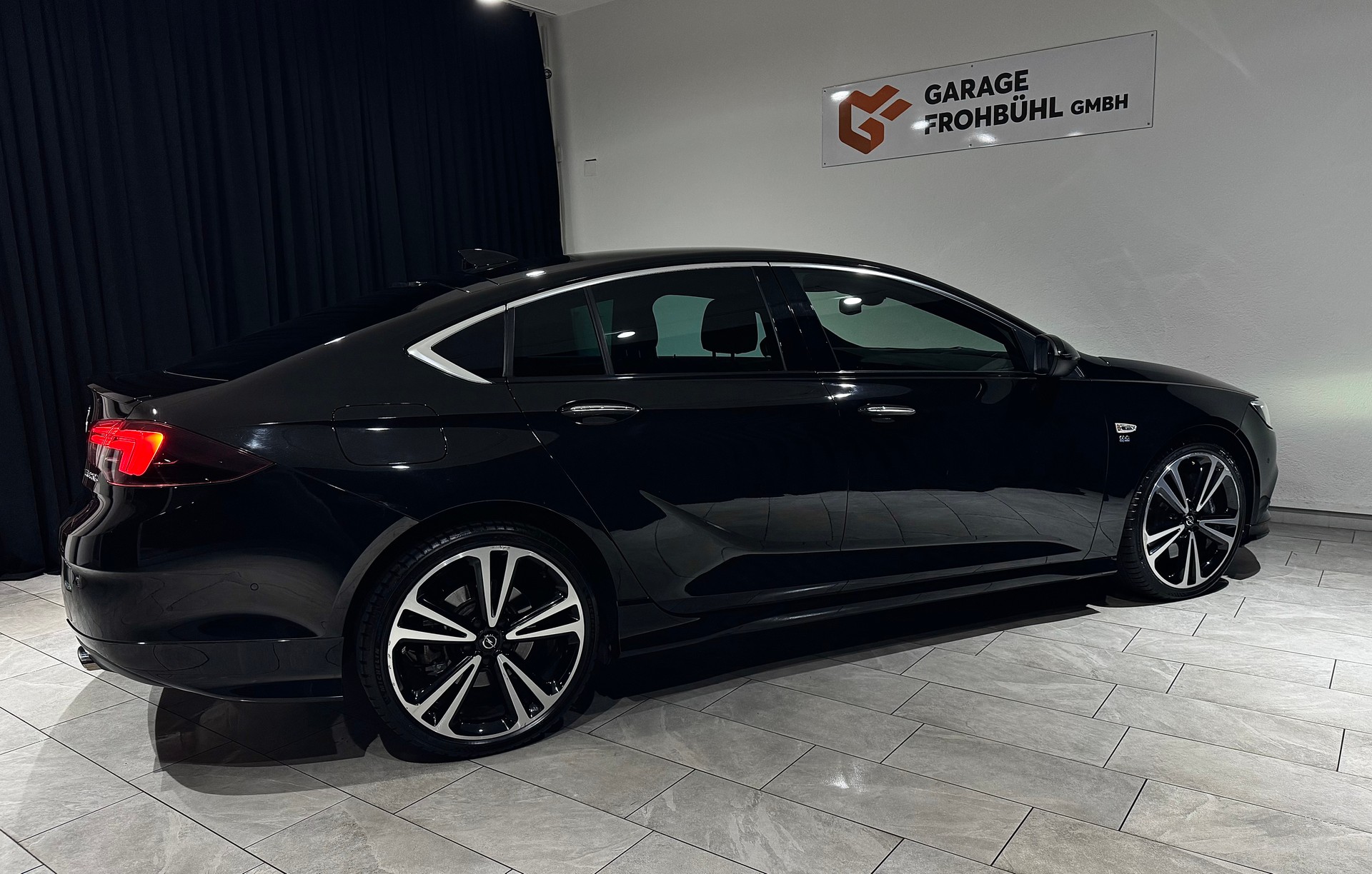 OPEL Insignia 2.0 T Grand Sport Excellence 4WD Automat | 1.Hand | CH |-image-7