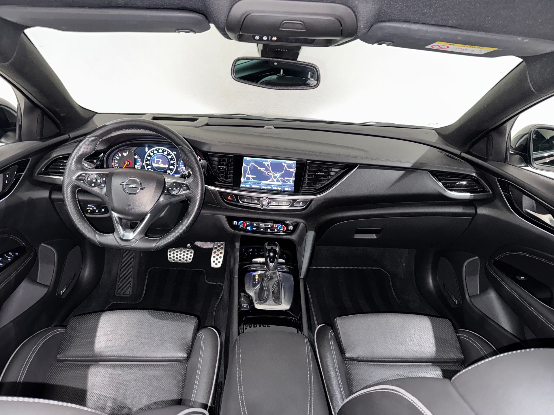 OPEL Insignia 2.0 T Grand Sport Excellence 4WD Automat | 1.Hand | CH |-image-14