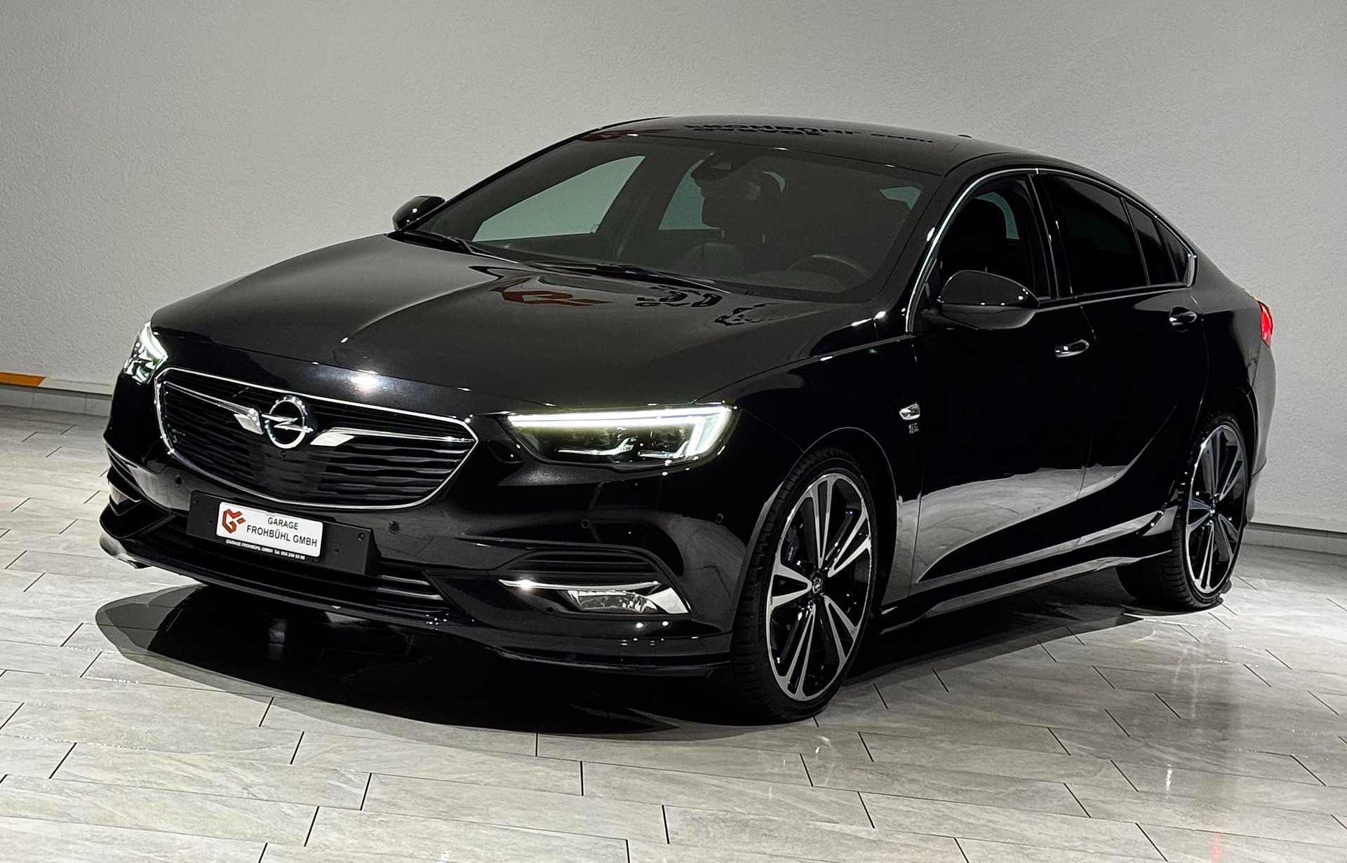 OPEL Insignia 2.0 T Grand Sport Excellence 4WD Automat | 1.Hand | CH |-image-0