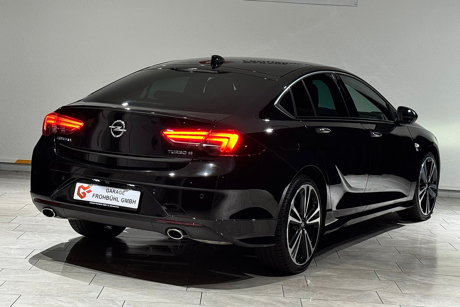 OPEL Insignia 2.0 T Grand Sport Excellence 4WD Automat | 1.Hand | CH |-image-4