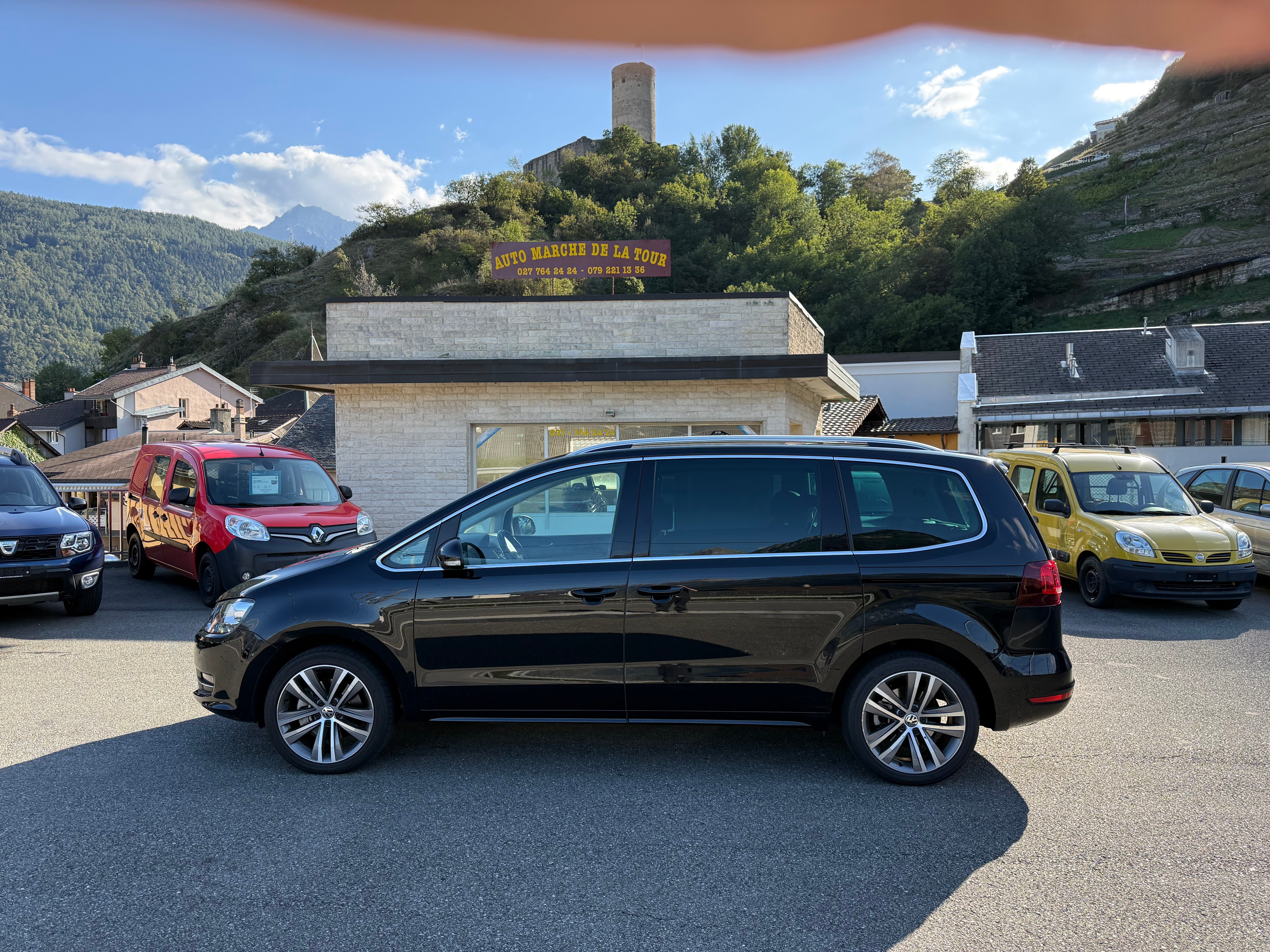Car photo