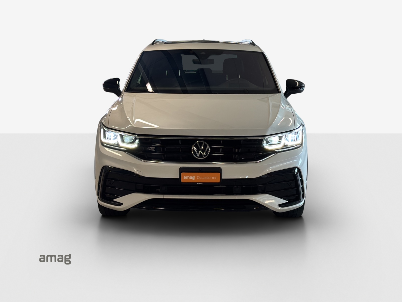 VW Tiguan 2.0TSI R-Line 4Motion DSG-image-6