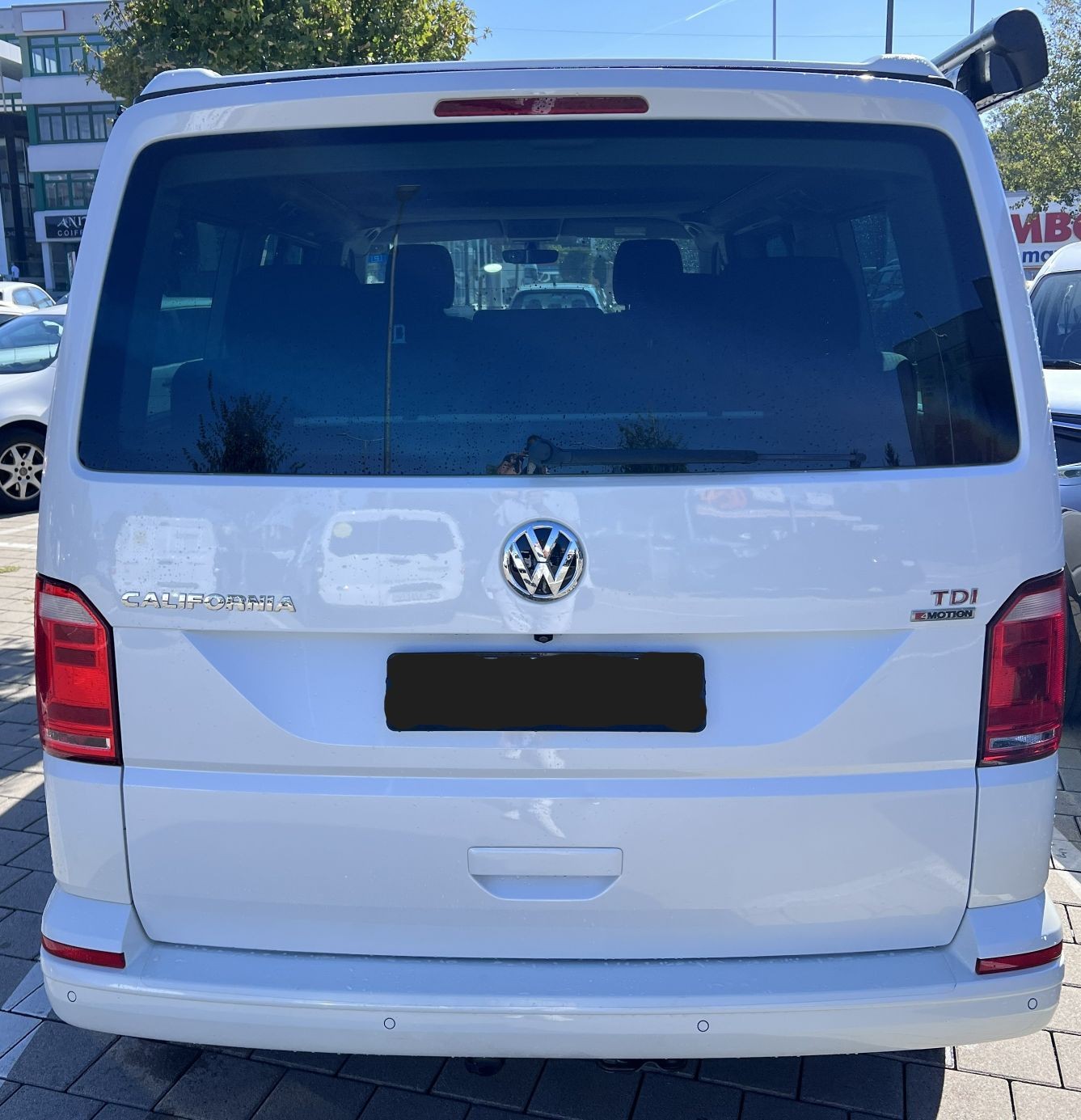 VW California 2.0 BiTDI Beach Edition-image-3