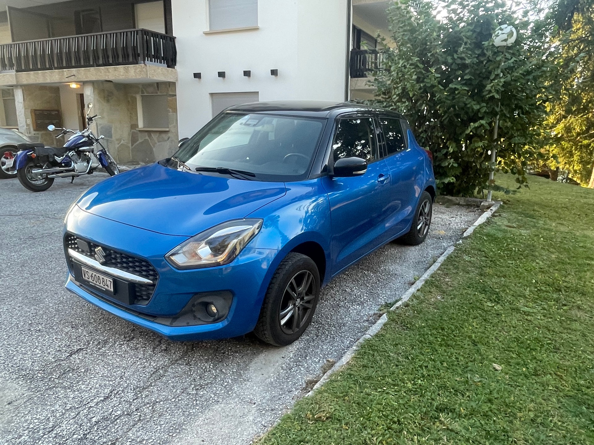SUZUKI 1.2 Piz Sulai Top Hybrid 4x4-image-2