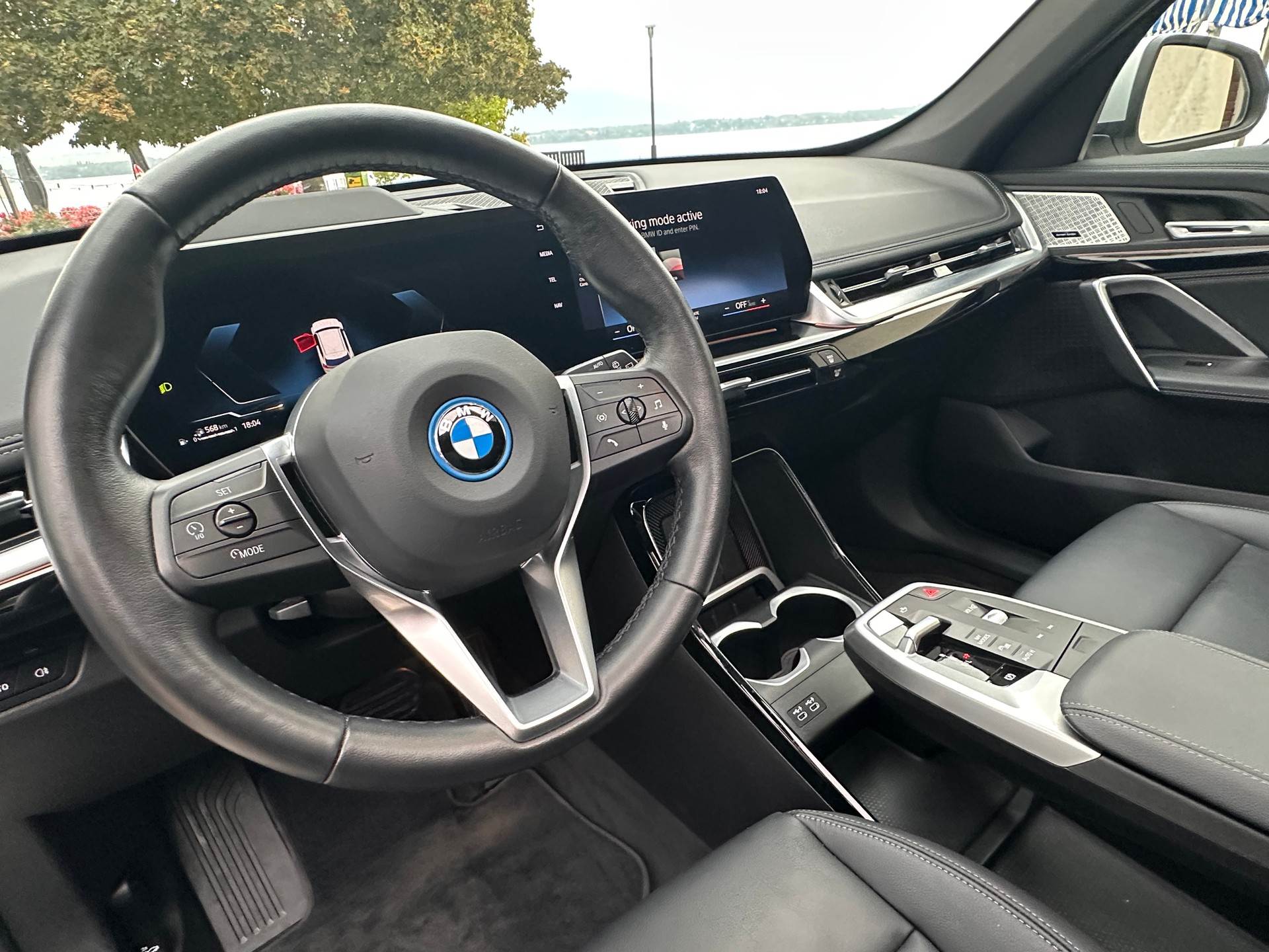 BMW X1 xDrive 30e xLine-image-10