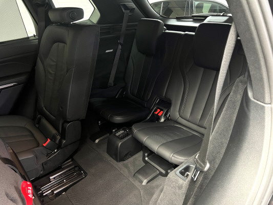 BMW X5 xDrive 48V 40d M Sport-image-12