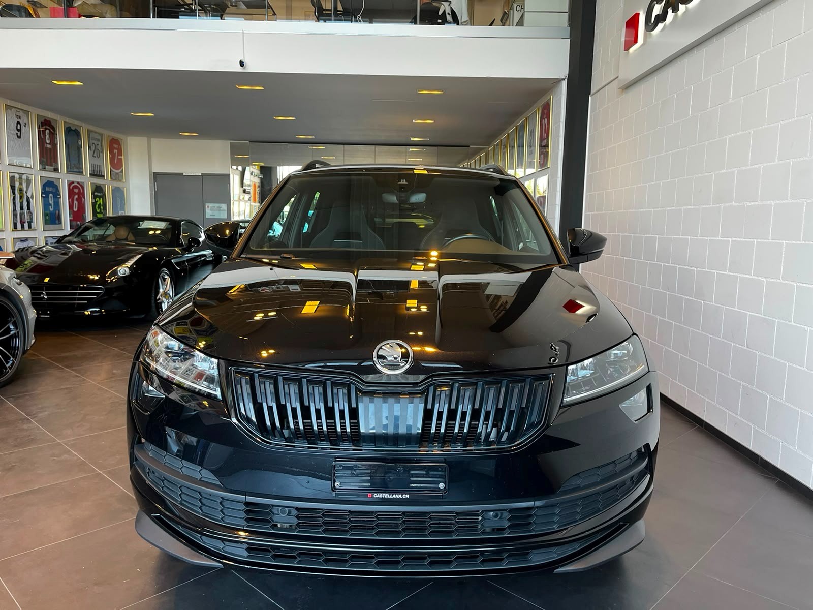 SKODA Karoq 2.0 TSI SportLine DSG 4x4-image-2