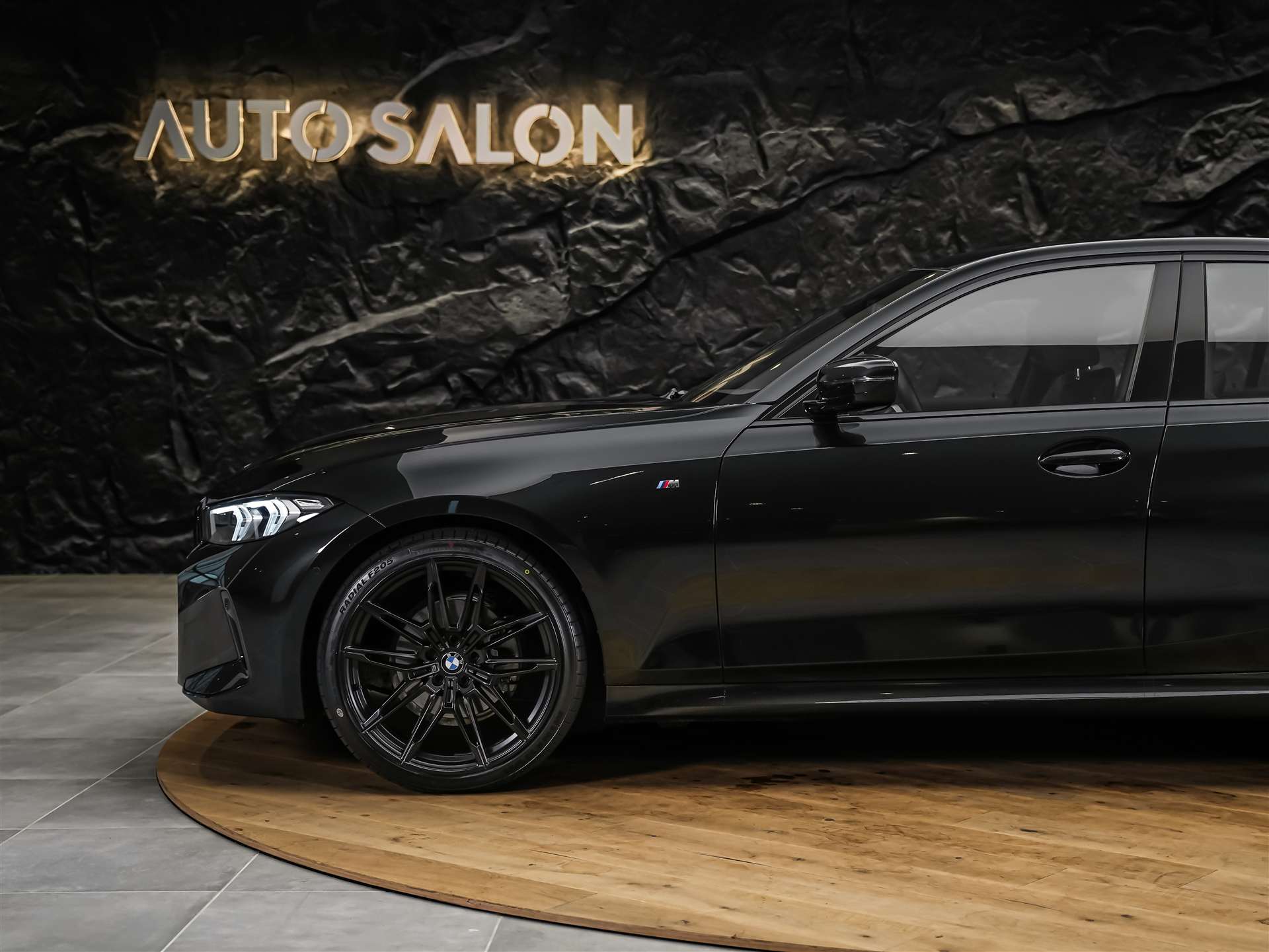 BMW 320i xDrive Steptronic M Sport Pro *ALL BLACK*Facelift*Werksgarantie*20" Felgen*Harman/Kardon*-image-15