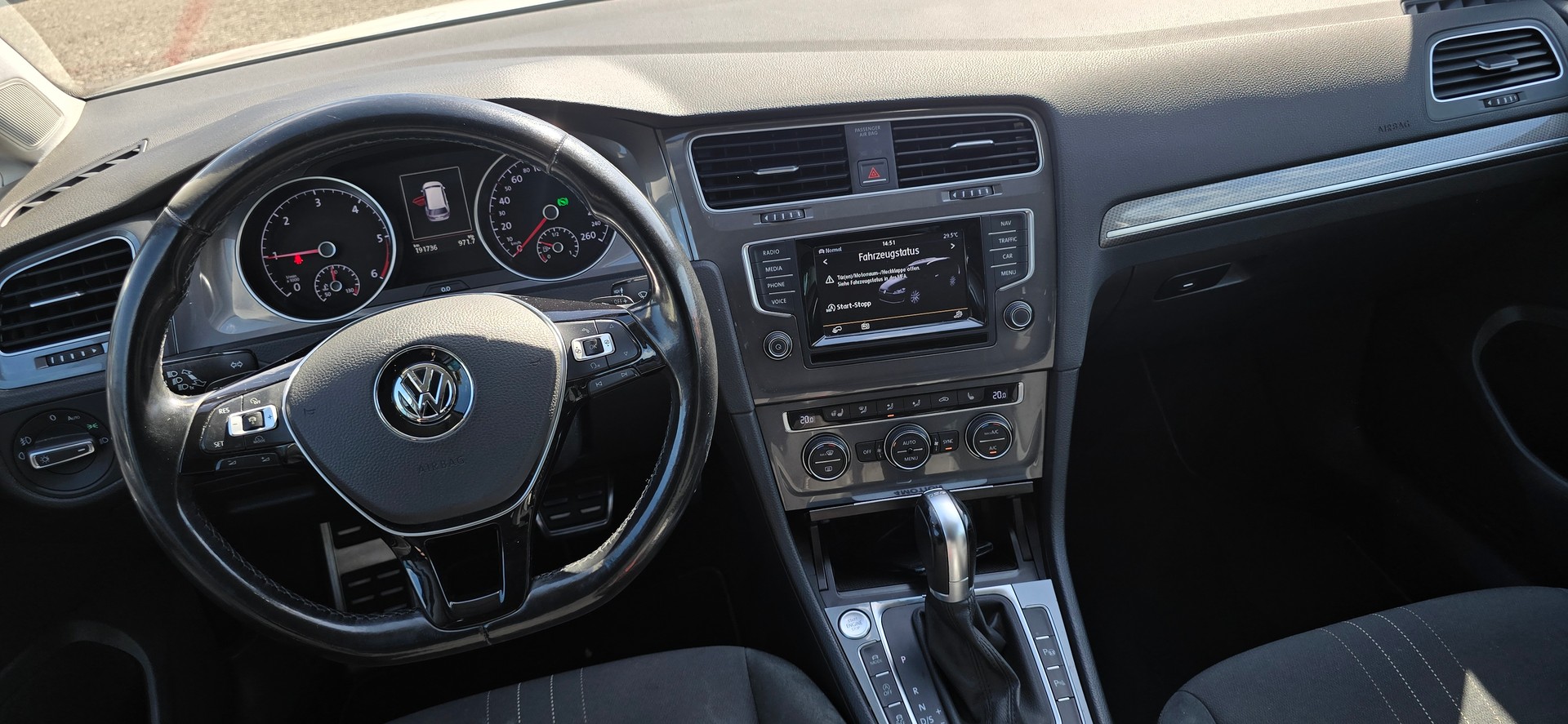 VW Golf 2.0 TDI Alltrack 4Motion-image-11