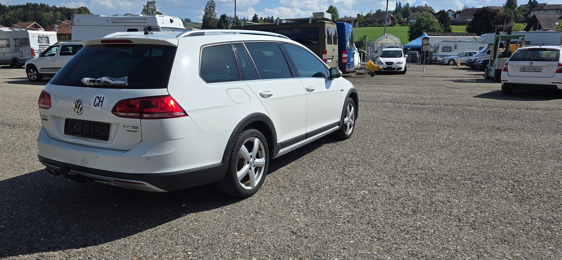 VW Golf 2.0 TDI Alltrack 4Motion-image-6