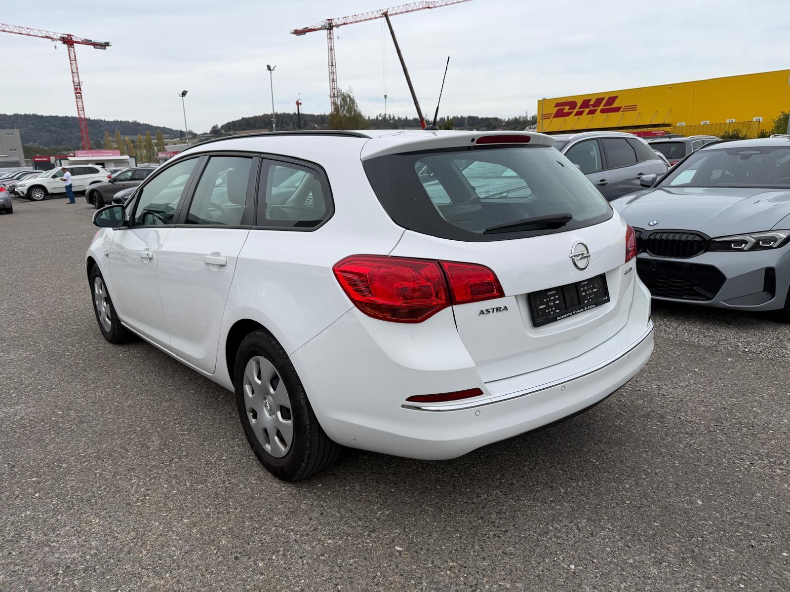 OPEL Astra Sports Tourer 1.6 CDTI 110 eFLEX S/S-image-3