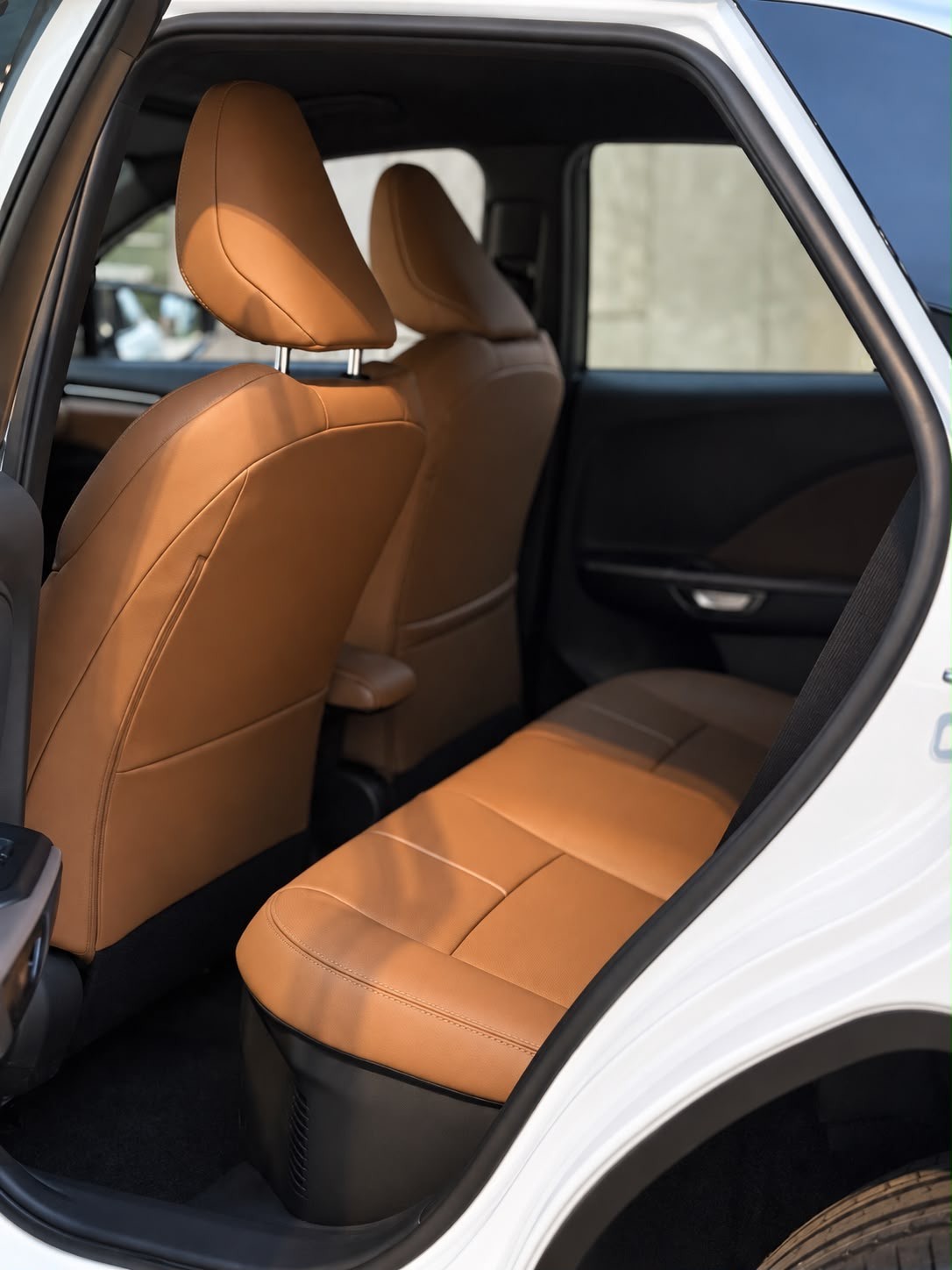 LEXUS LBX FWD Relax CVT-image-7