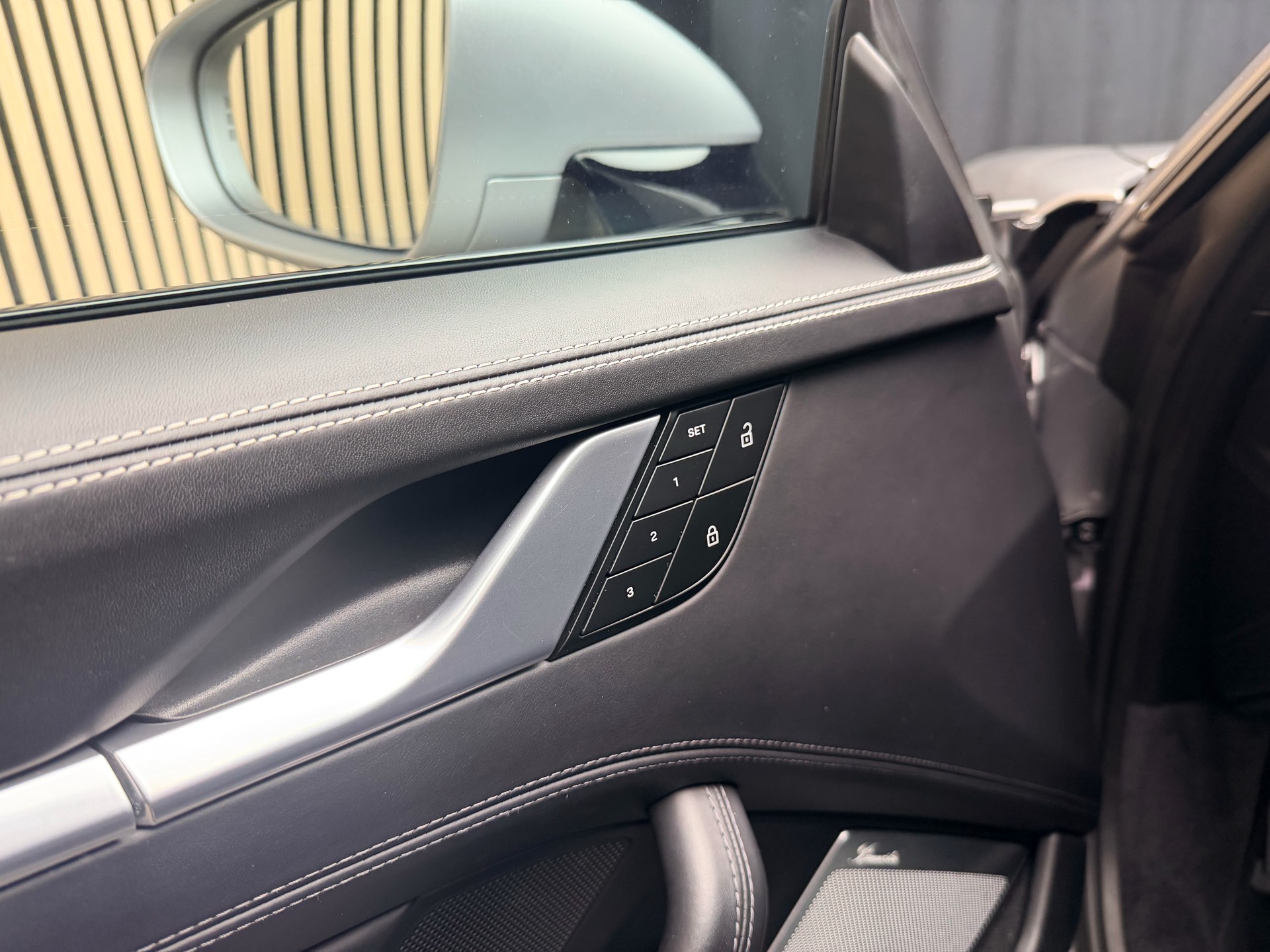 PORSCHE 911 Turbo S PDK-image-10