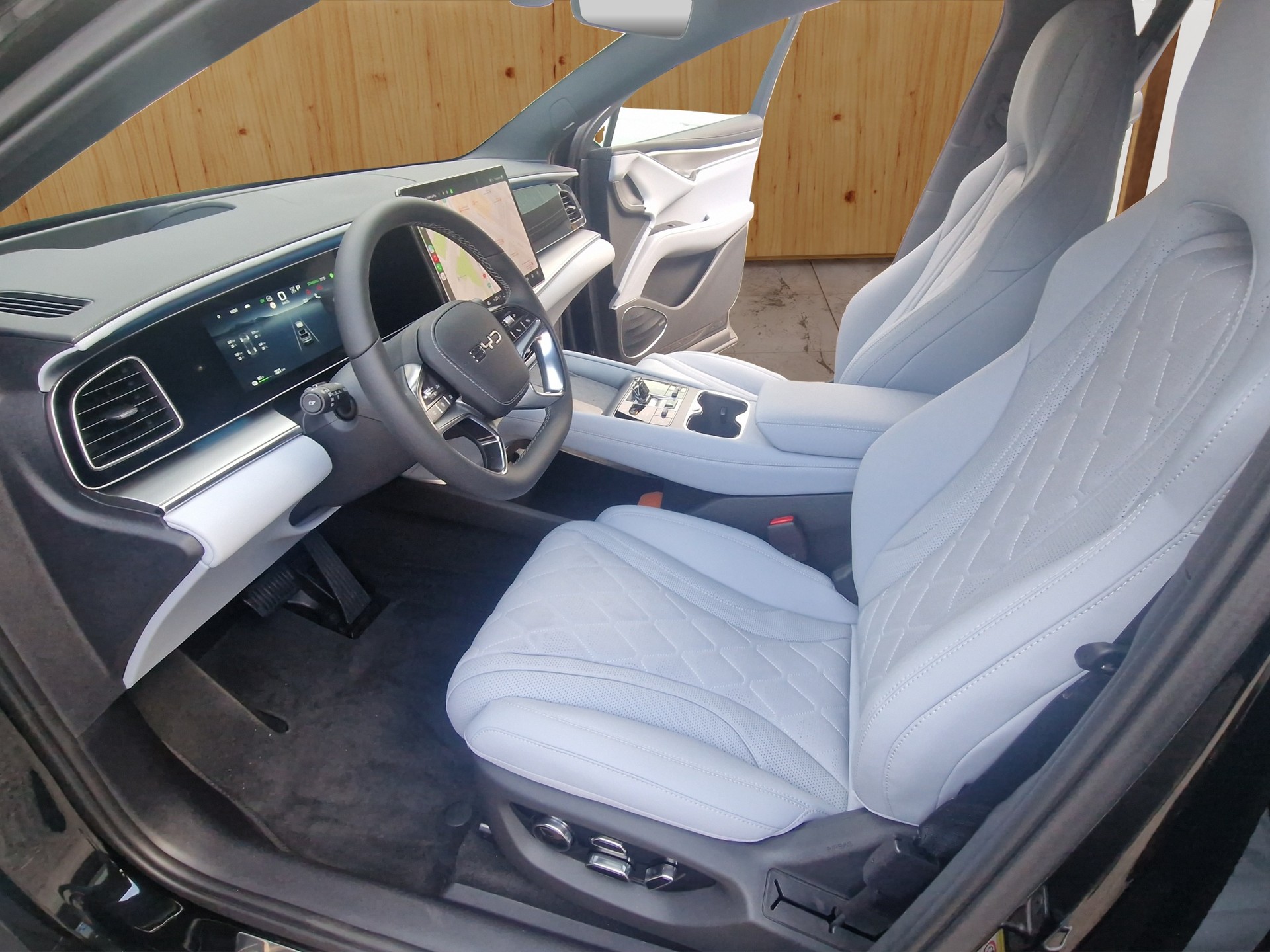 BYD SEALION 7-image-9