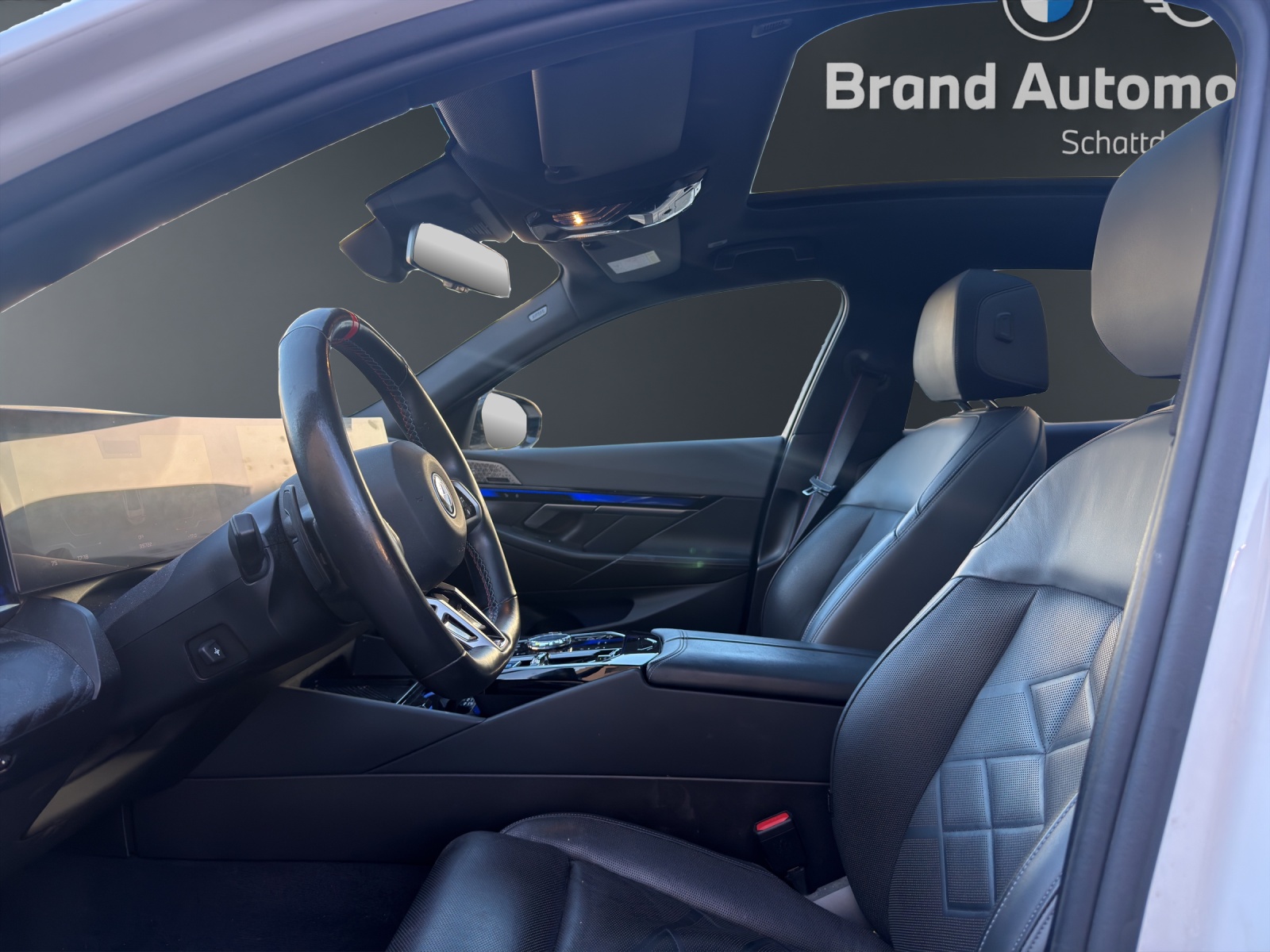 BMW i5 M60 xDrive-image-10