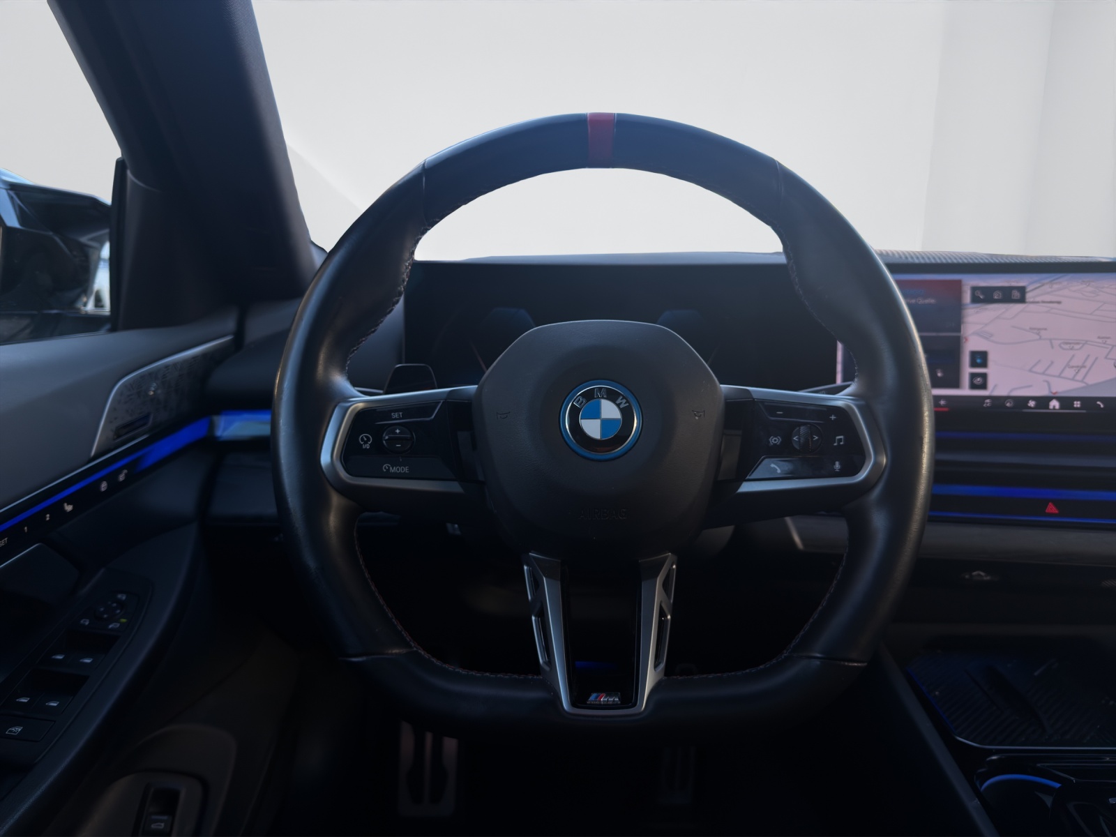 BMW i5 M60 xDrive-image-15