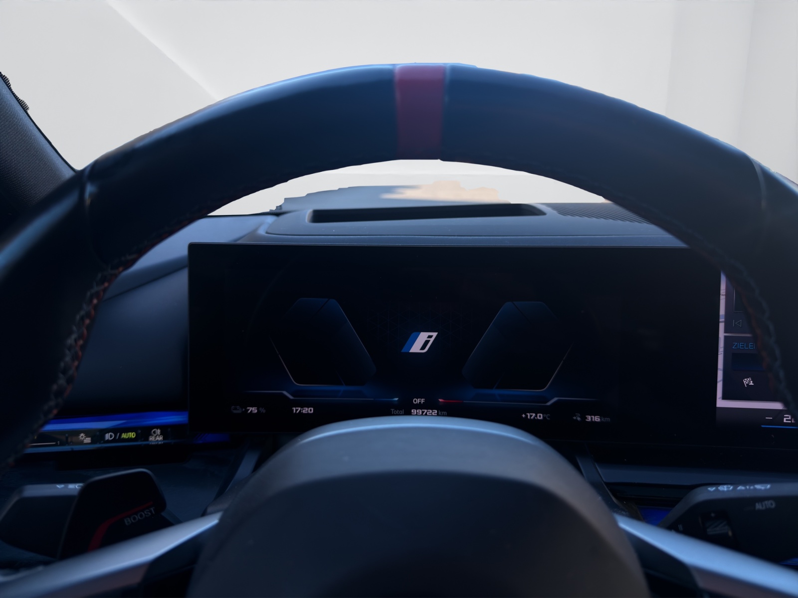 BMW i5 M60 xDrive-image-17