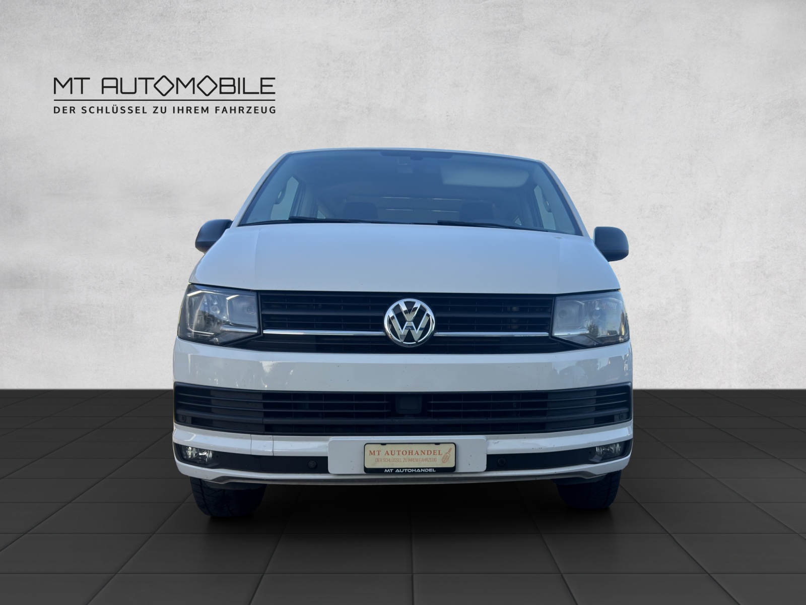 VW T6 Multivan 2.0 TDI Trendline-image-1