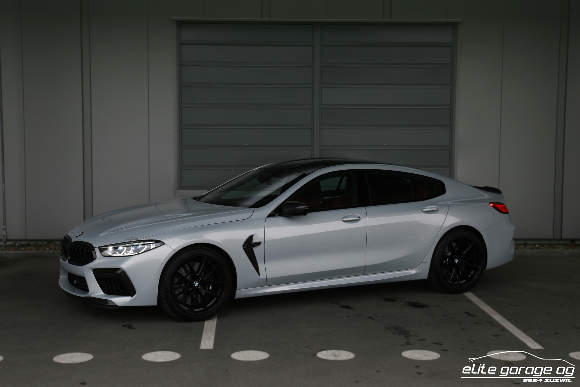 BMW M8 xDrive Competition Edition Pit-Lane Steptronic-image-0