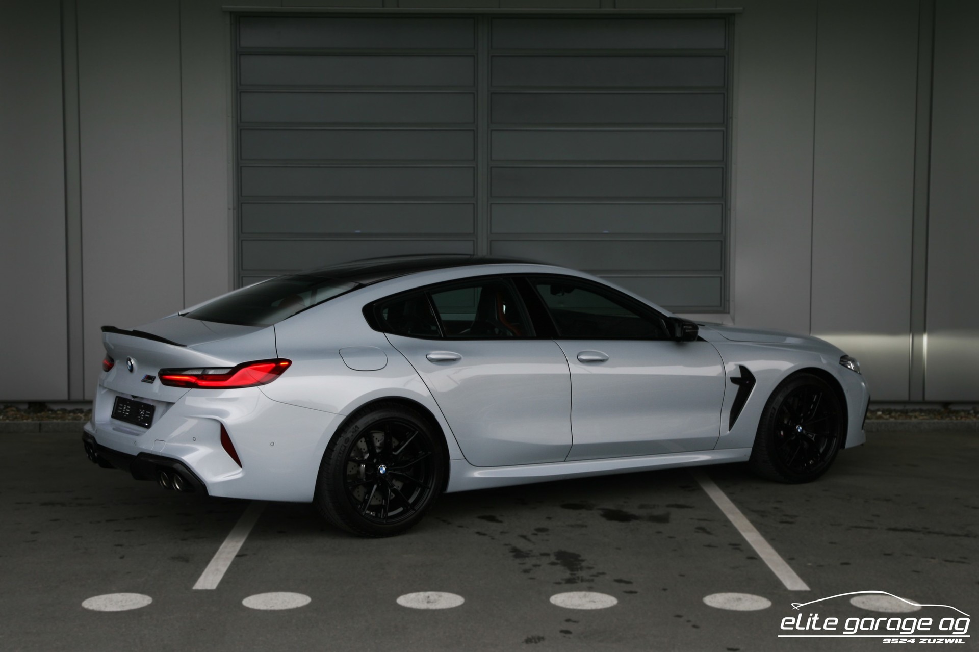 BMW M8 xDrive Competition Edition Pit-Lane Steptronic-image-4