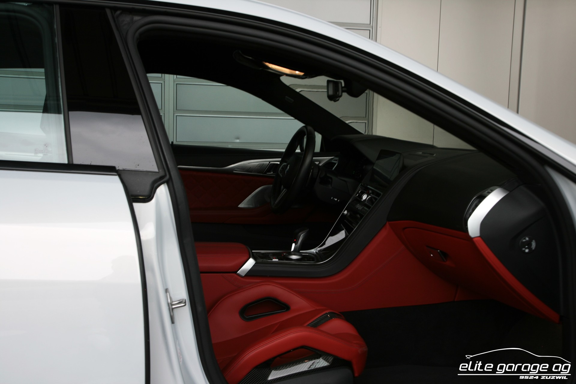 BMW M8 xDrive Competition Edition Pit-Lane Steptronic-image-15