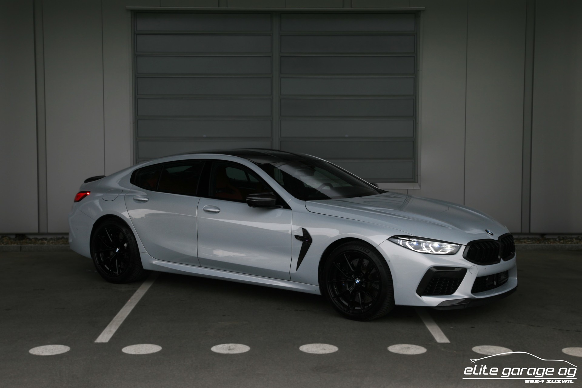 BMW M8 xDrive Competition Edition Pit-Lane Steptronic-image-6