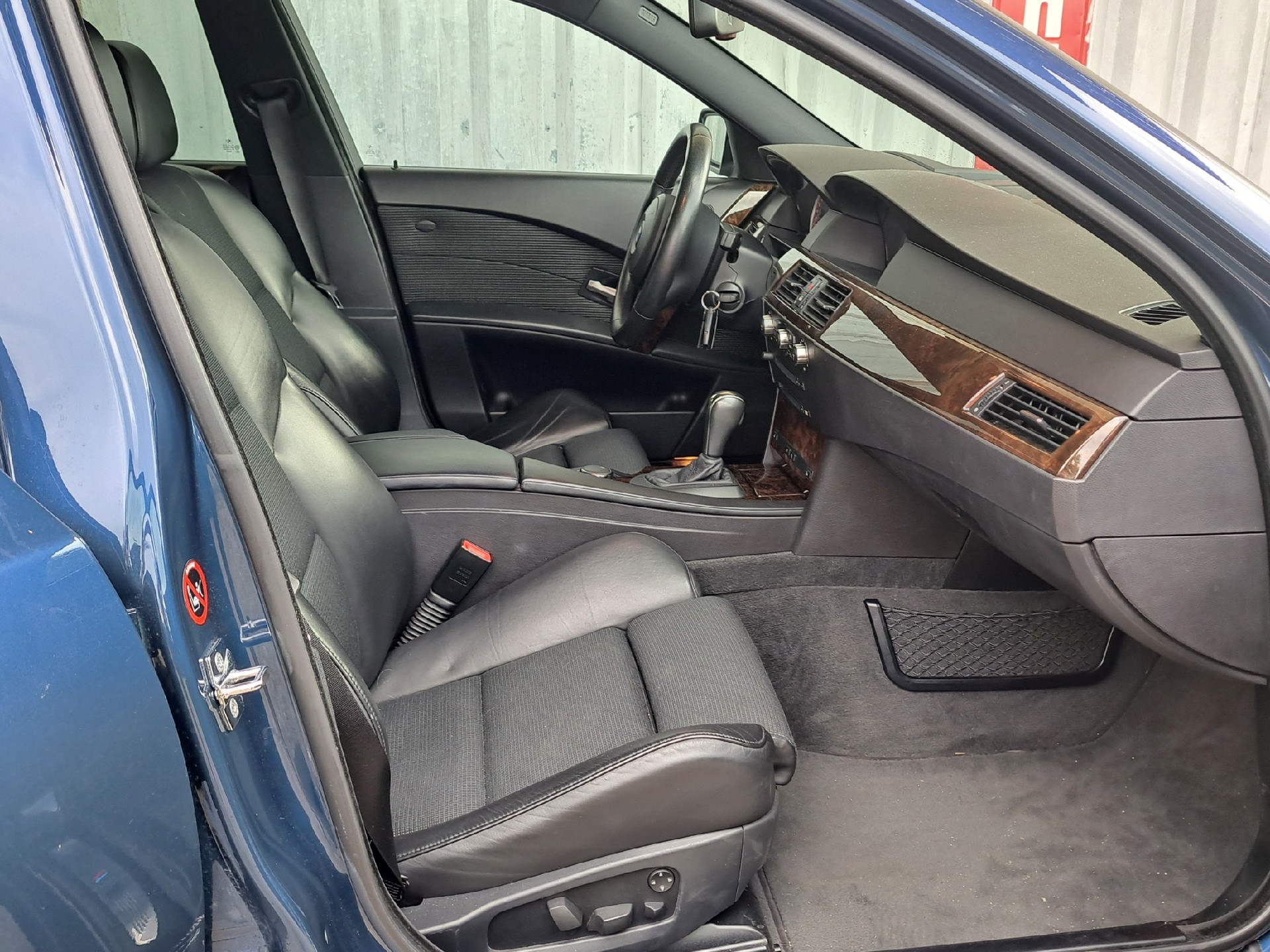 BMW 530xd Touring-image-3