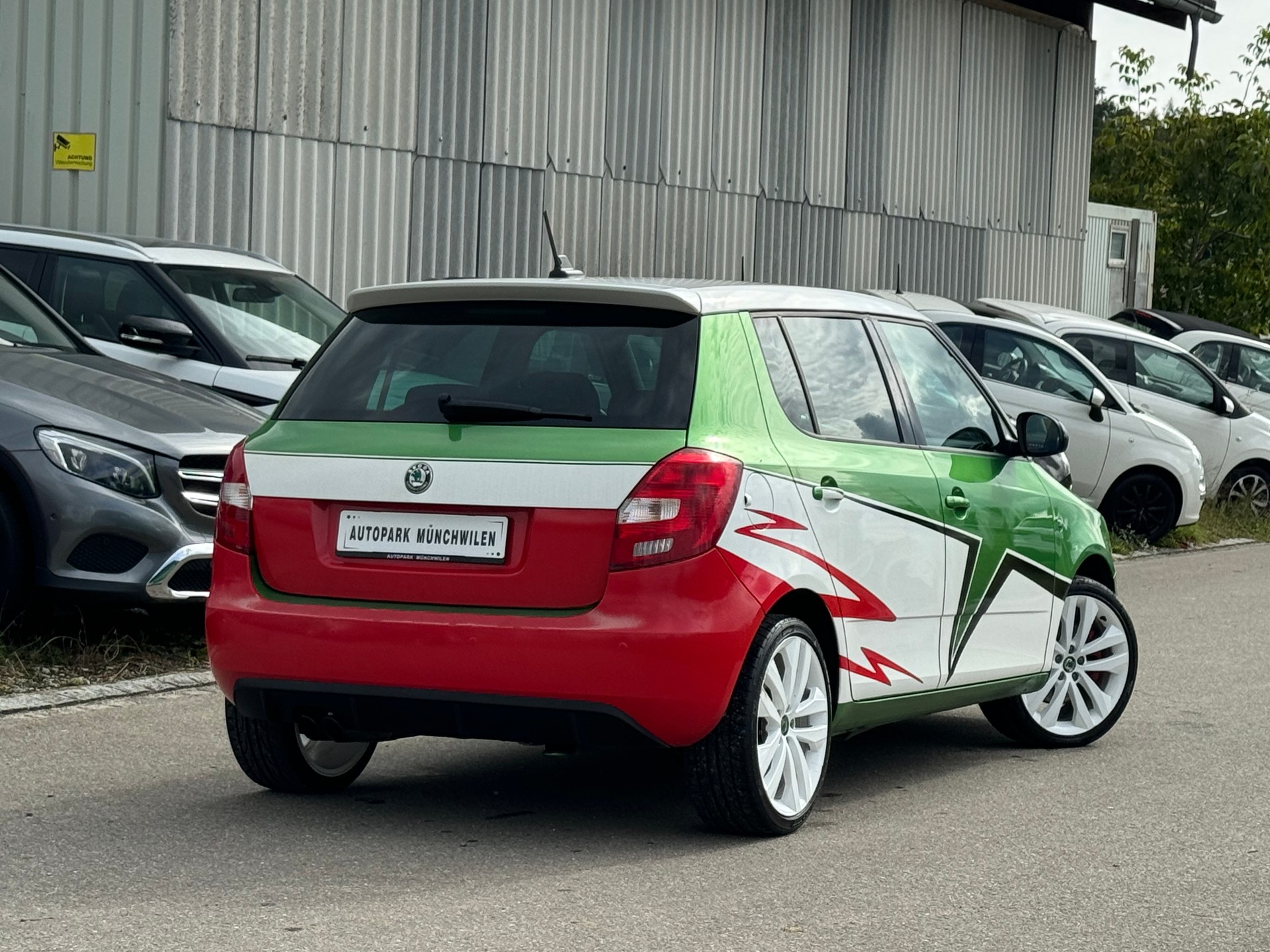 SKODA Fabia 1.4 TSI RS Edition S2000 DSG-image-2