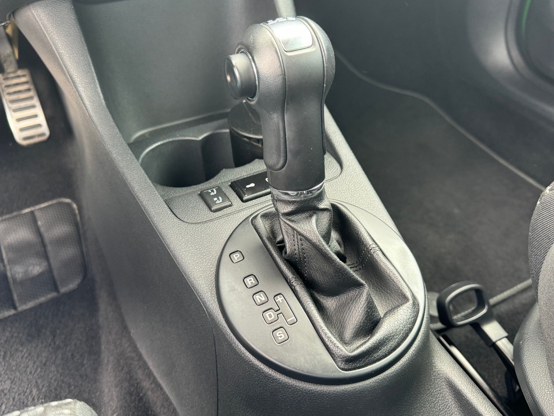 SKODA Fabia 1.4 TSI RS Edition S2000 DSG-image-11