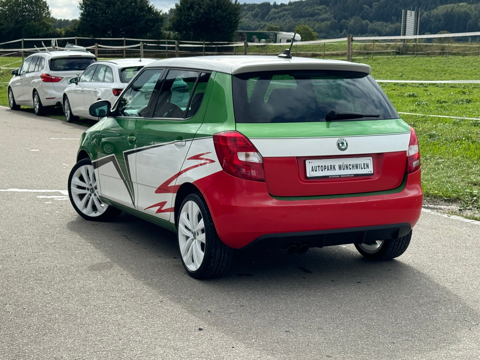 SKODA Fabia 1.4 TSI RS Edition S2000 DSG-image-3